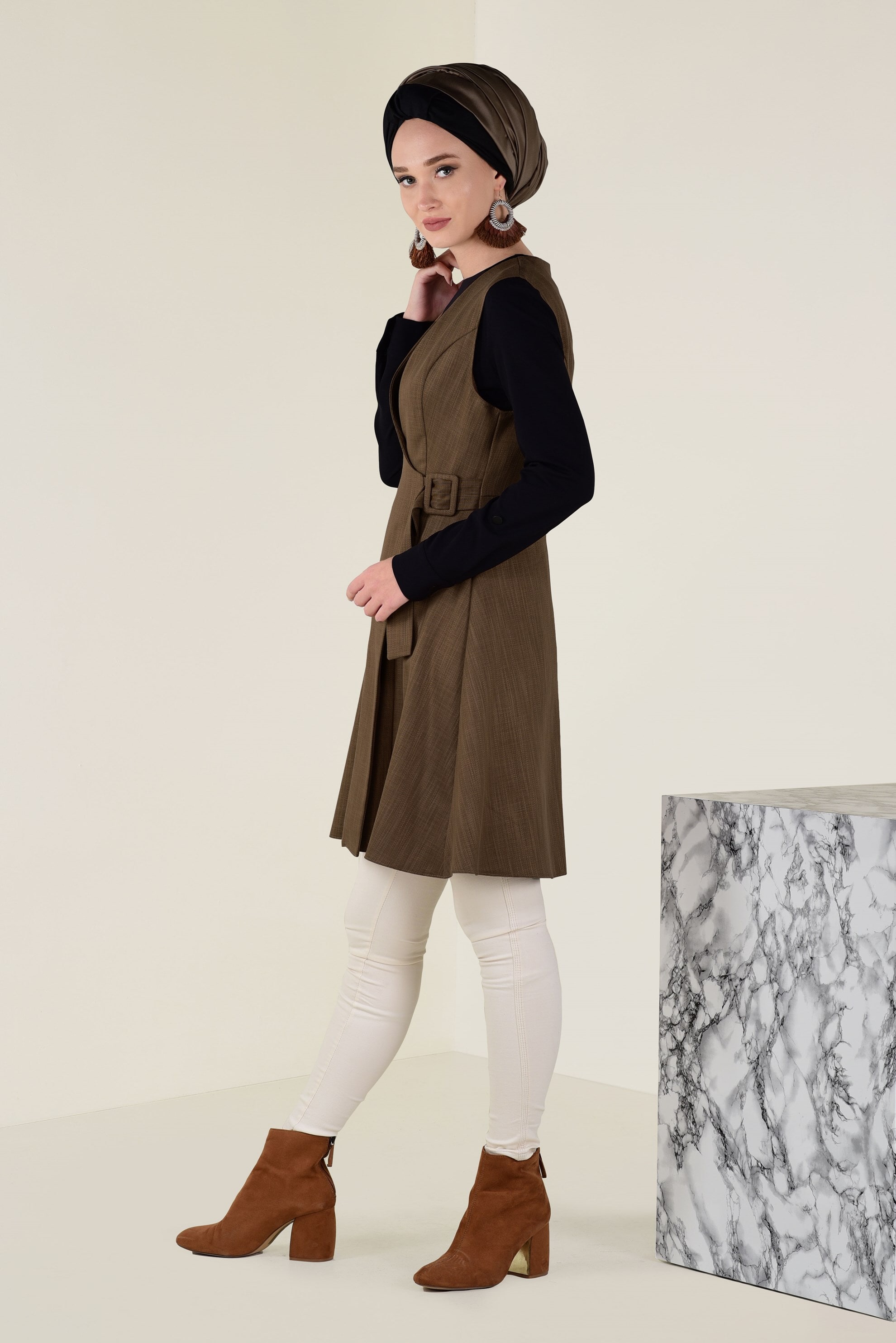 Tesettür giyim VİZON KEMER DETAYLI YELEK 4660