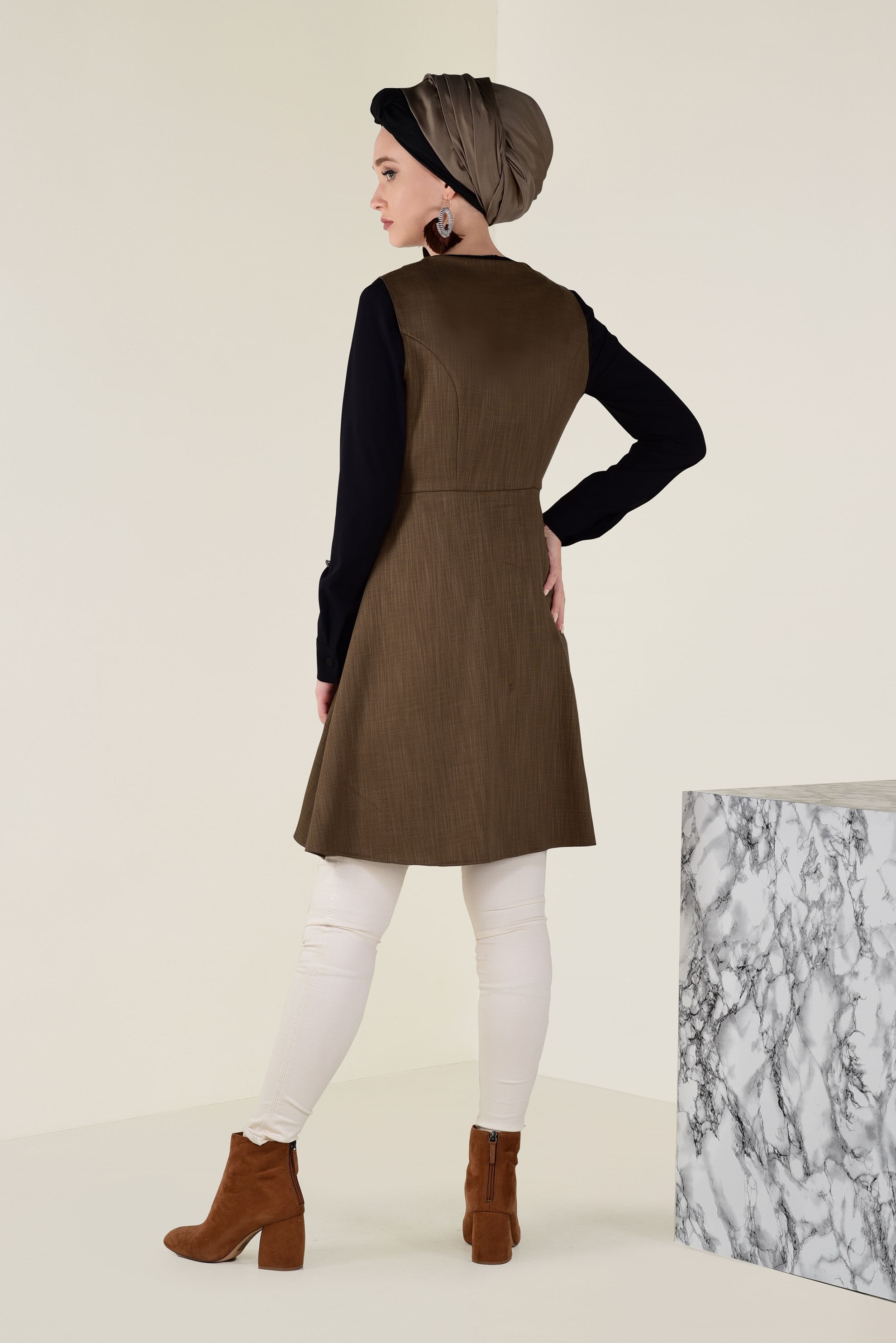 Tesettür giyim VİZON KEMER DETAYLI YELEK 4660