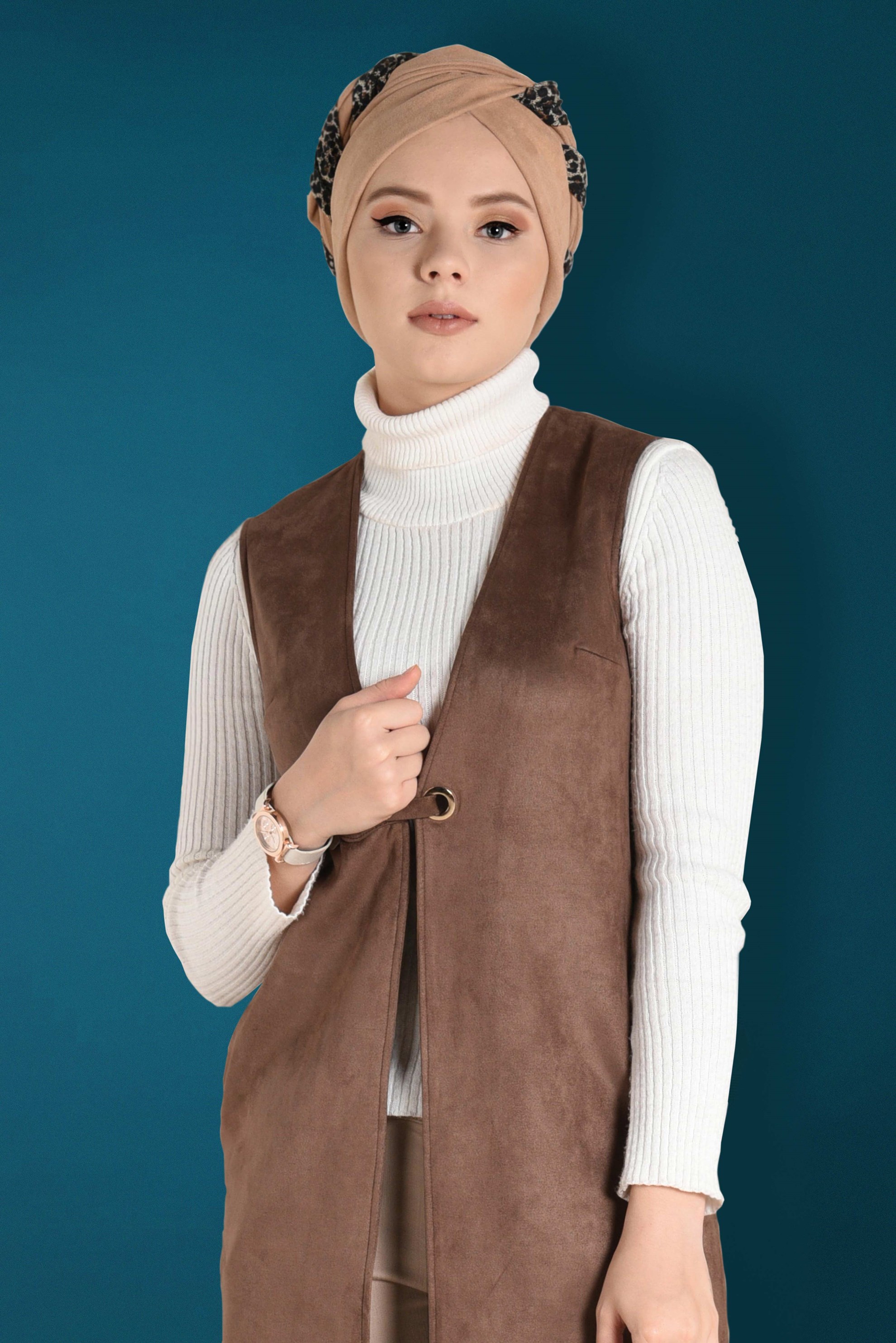 Tesettür giyim KAHVE KUŞGÖZÜ DETAYLI SÜET YELEK 4692