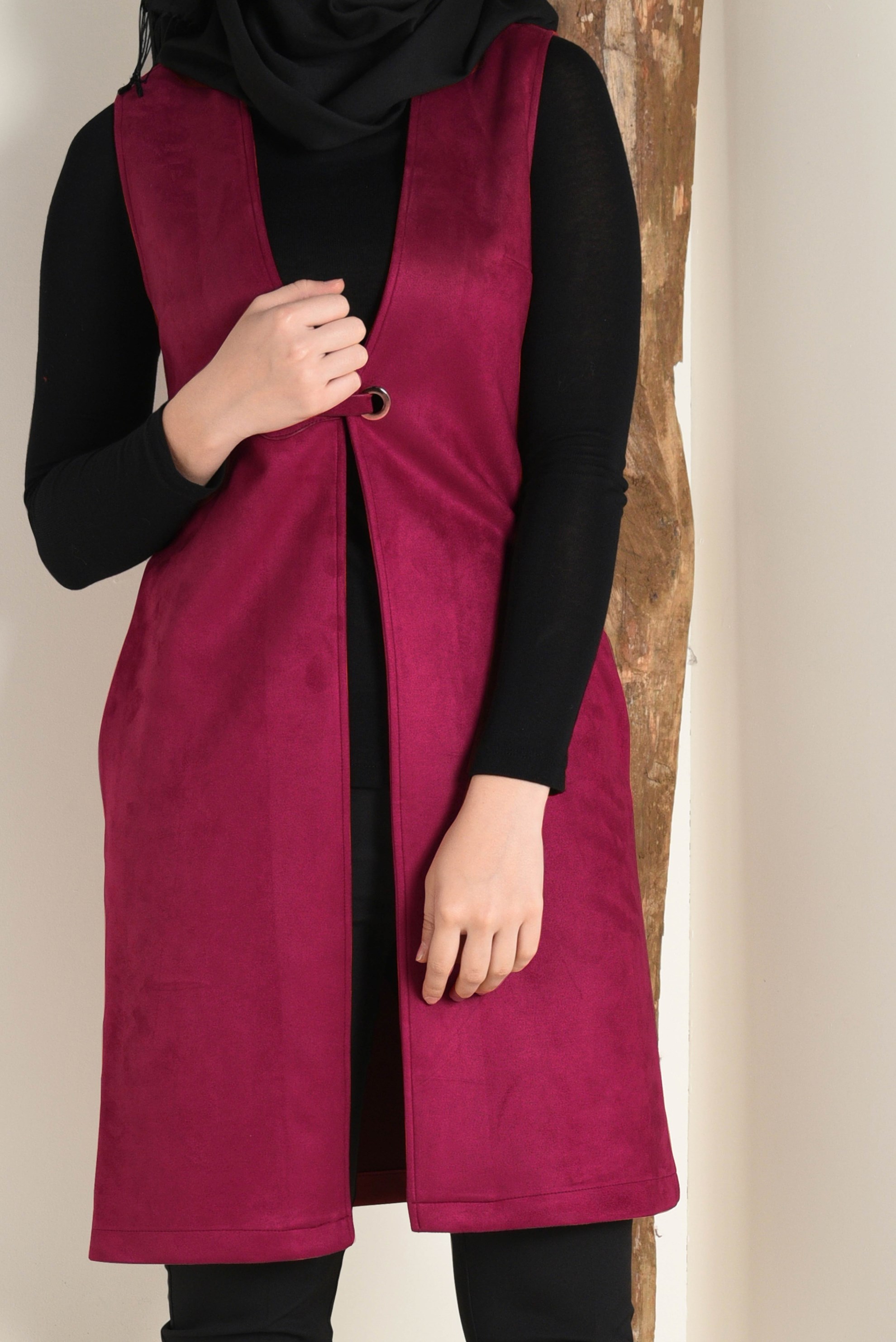 Tesettür giyim BORDO KUŞGÖZÜ DETAYLI SÜET YELEK 4692