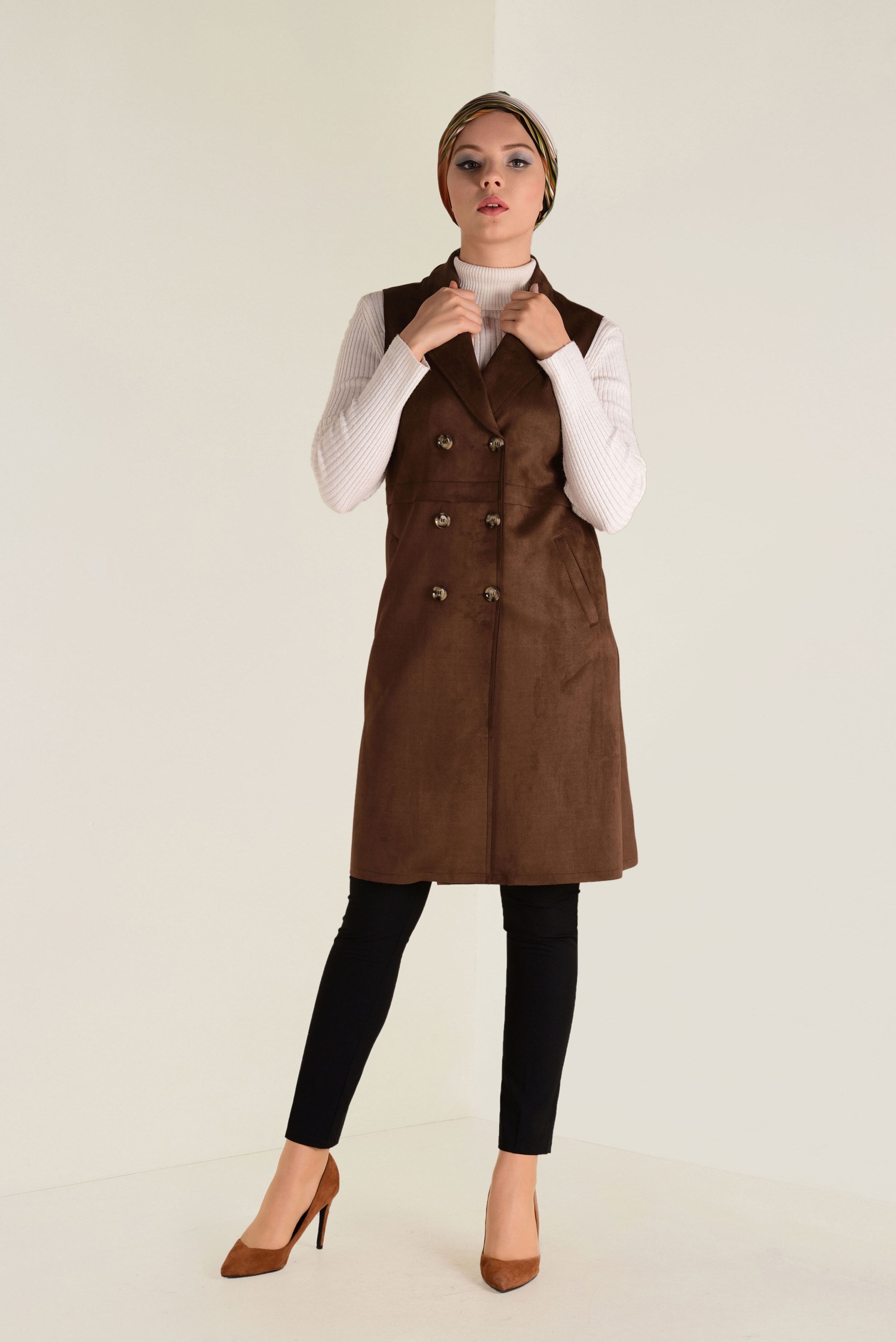 Tesettür giyim KAHVE KRUVAZE SÜET YELEK 4693