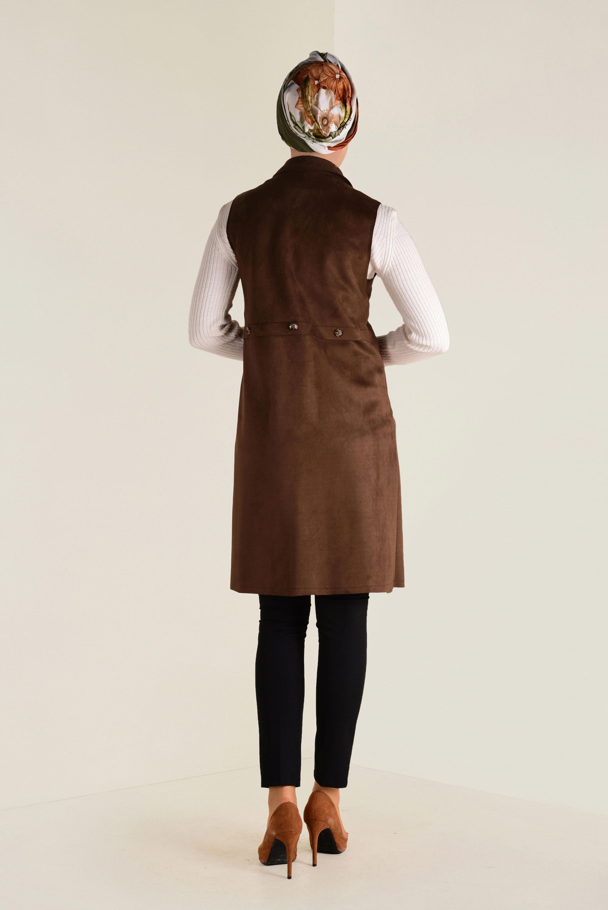 Tesettür giyim KAHVE KRUVAZE SÜET YELEK 4693