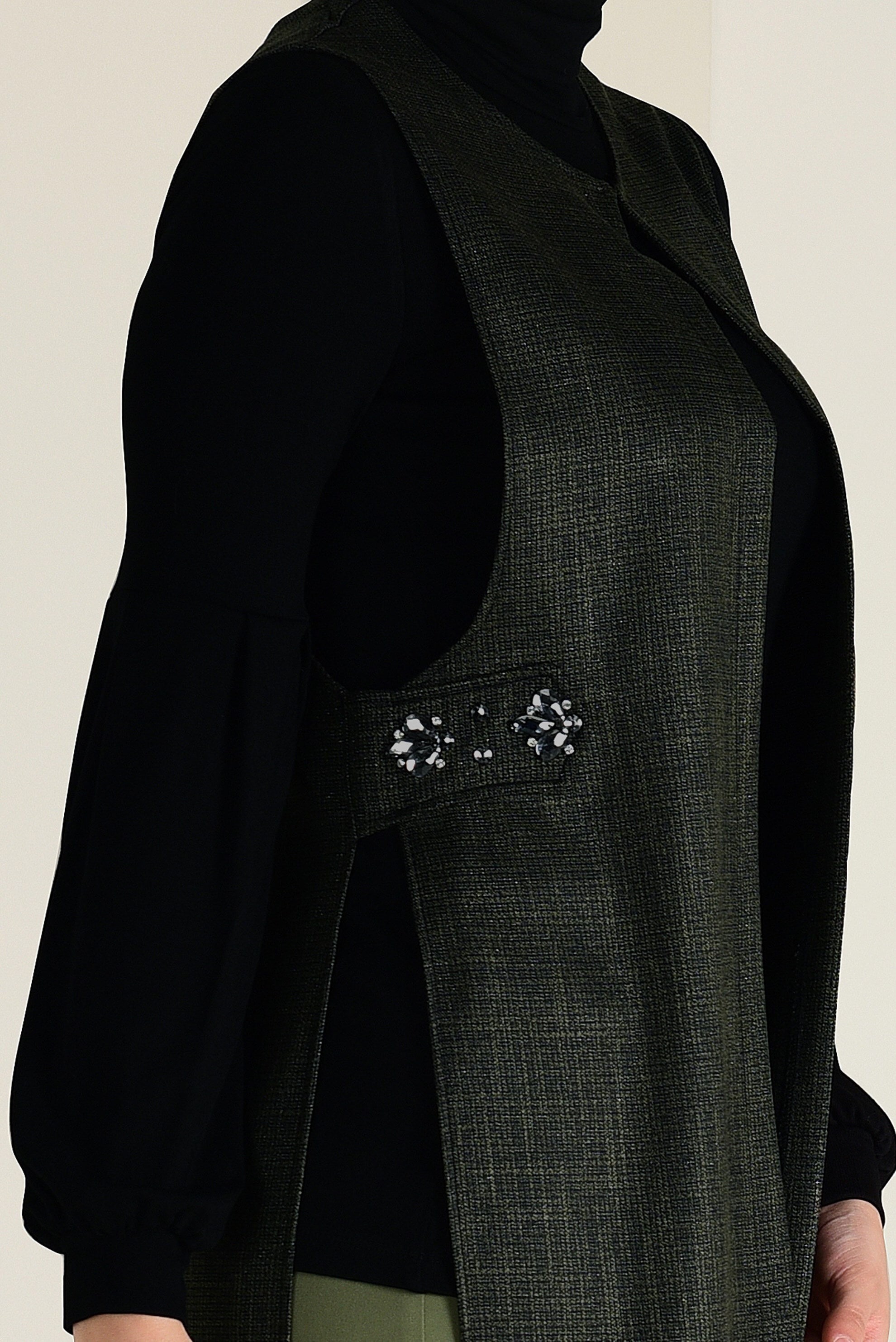 Tesettür giyim HAKİ BONCUK İŞLEMELİ YELEK 4742