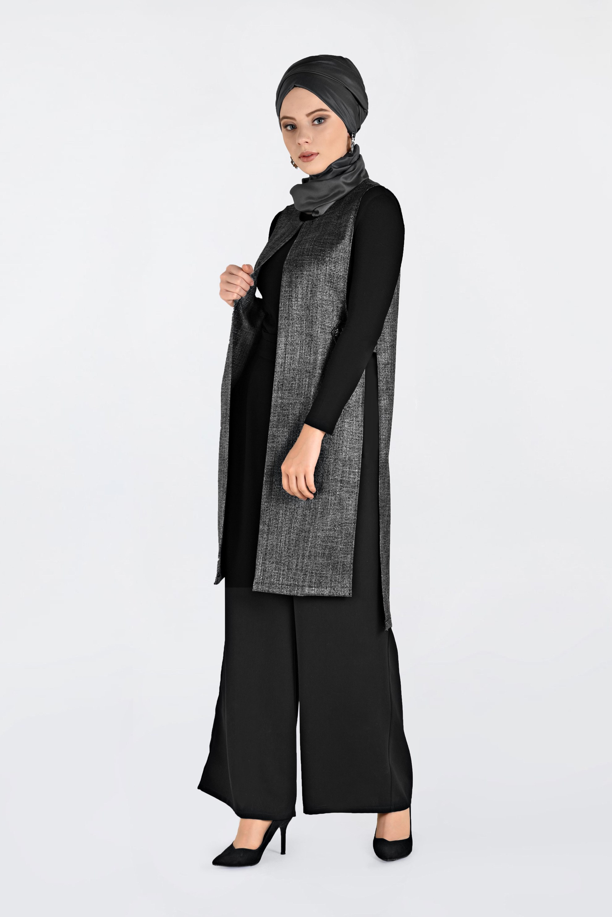 Tesettür giyim SİYAH BONCUK İŞLEMELİ YELEK 4742