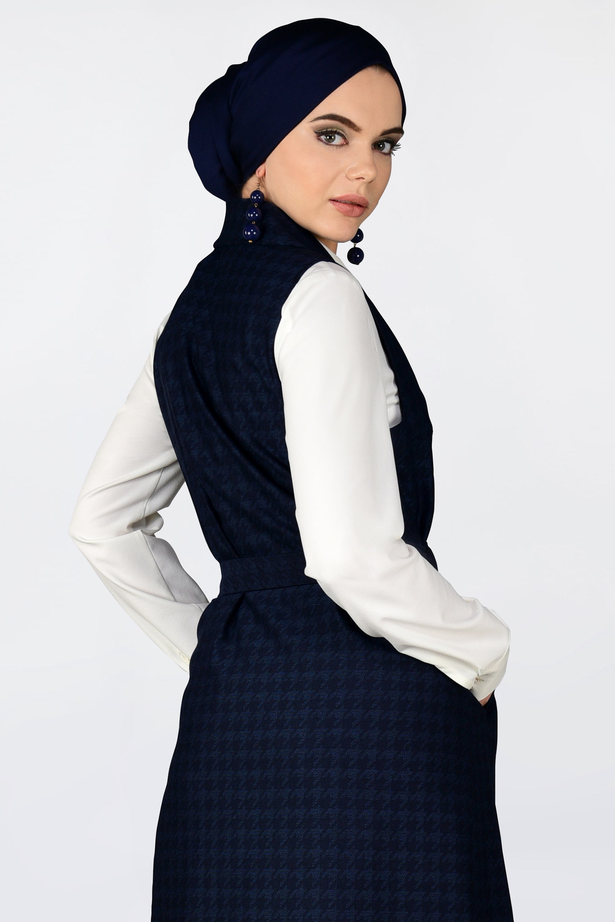 Tesettür giyim LACİVERT KAZAYAĞI DESENLİ KRUVAZE YELEK 4751