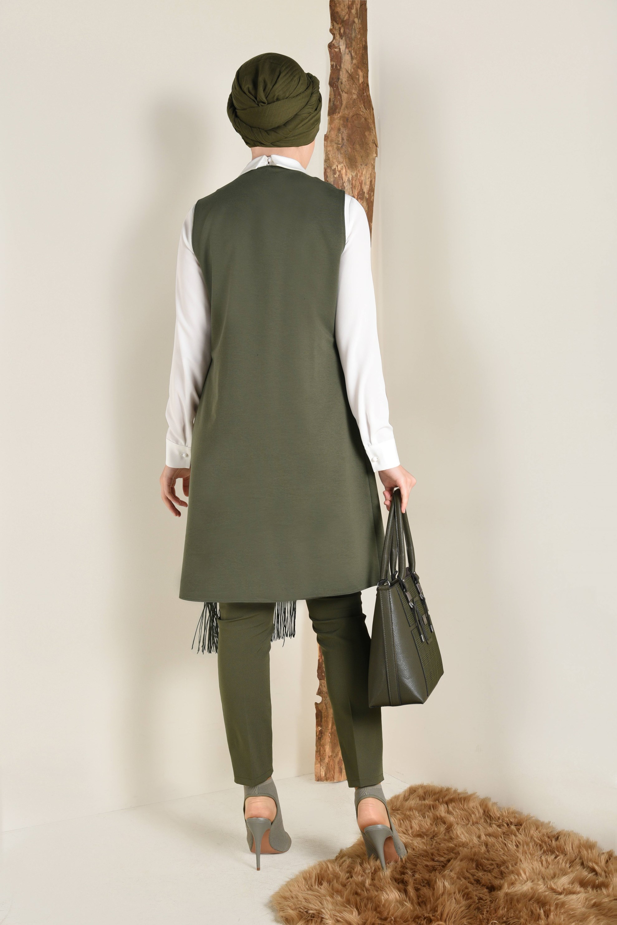 Tesettür giyim HAKİ PÜSKÜL DETAYLI YELEK 4752