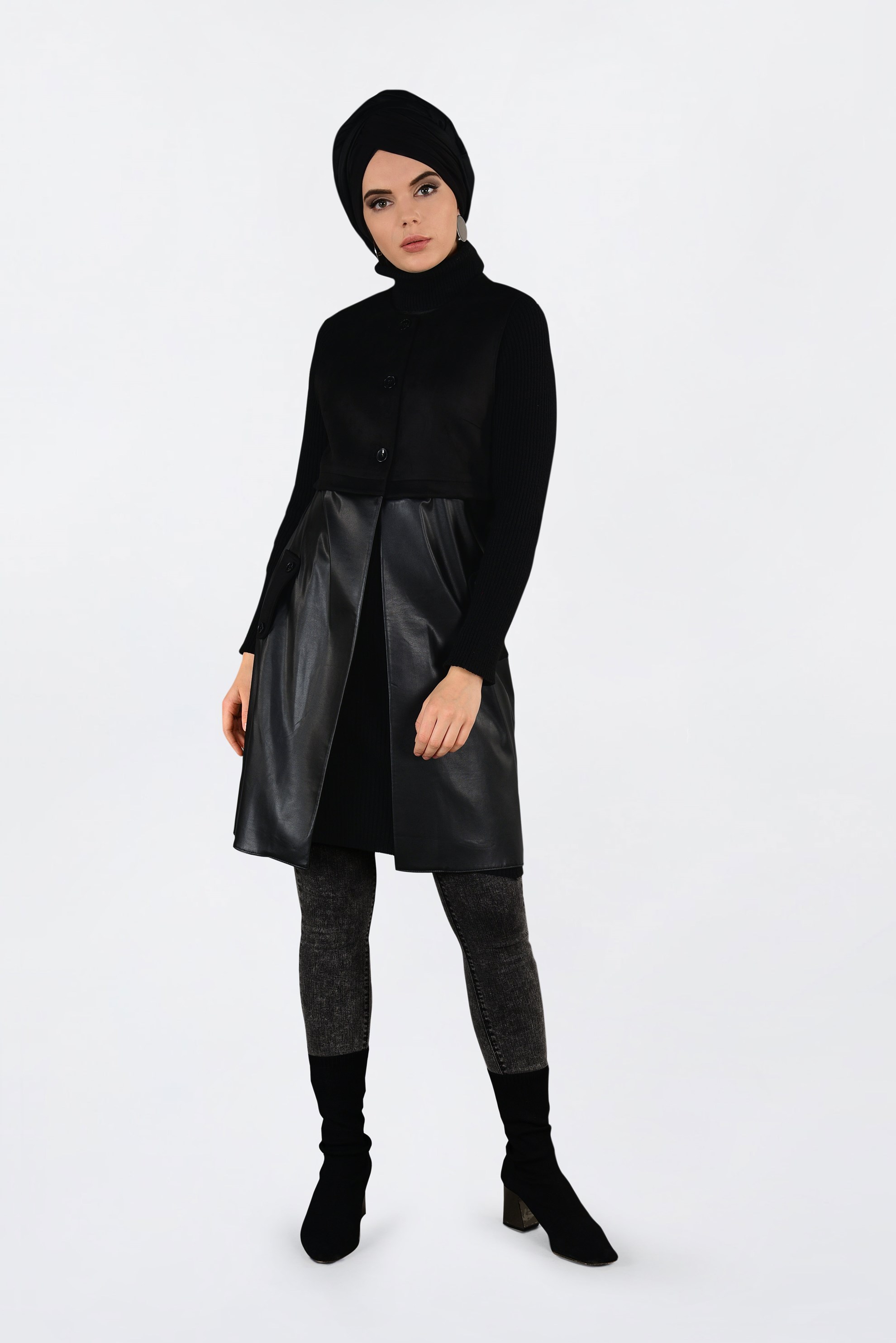 Tesettür giyim SİYAH DÜĞMELİ DERİ DETAYLI SÜET YELEK 4779