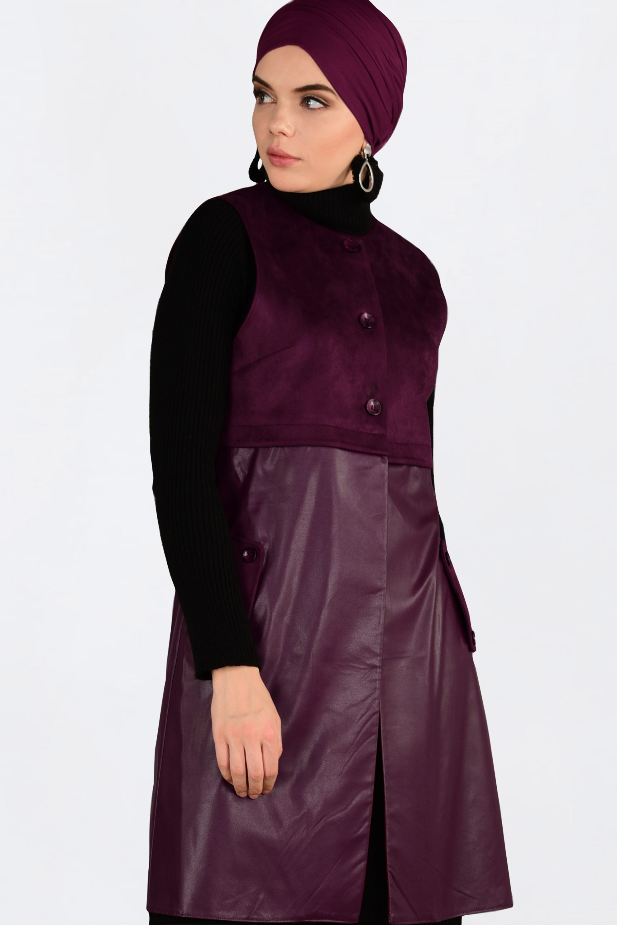 Tesettür giyim BORDO DÜĞMELİ DERİ DETAYLI SÜET YELEK 4779