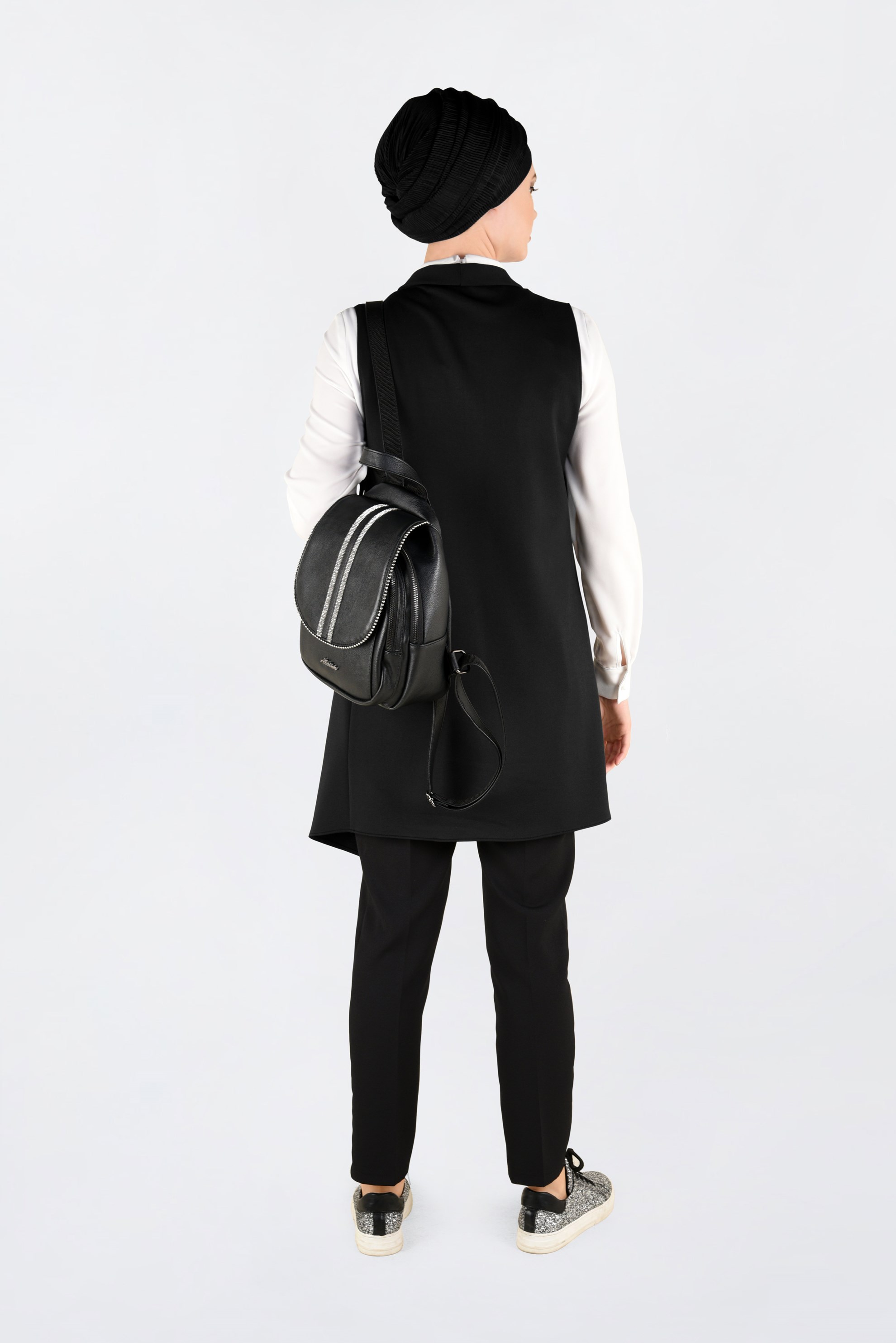 Tesettür giyim SİYAH ASİMETRİK KESİM SALAŞ YAKA YELEK 4795