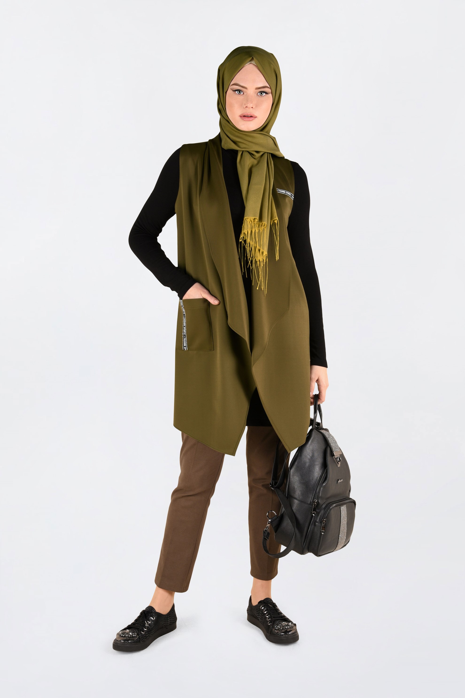 Tesettür giyim YEŞİL ASİMETRİK KESİM SALAŞ YAKA YELEK 4795
