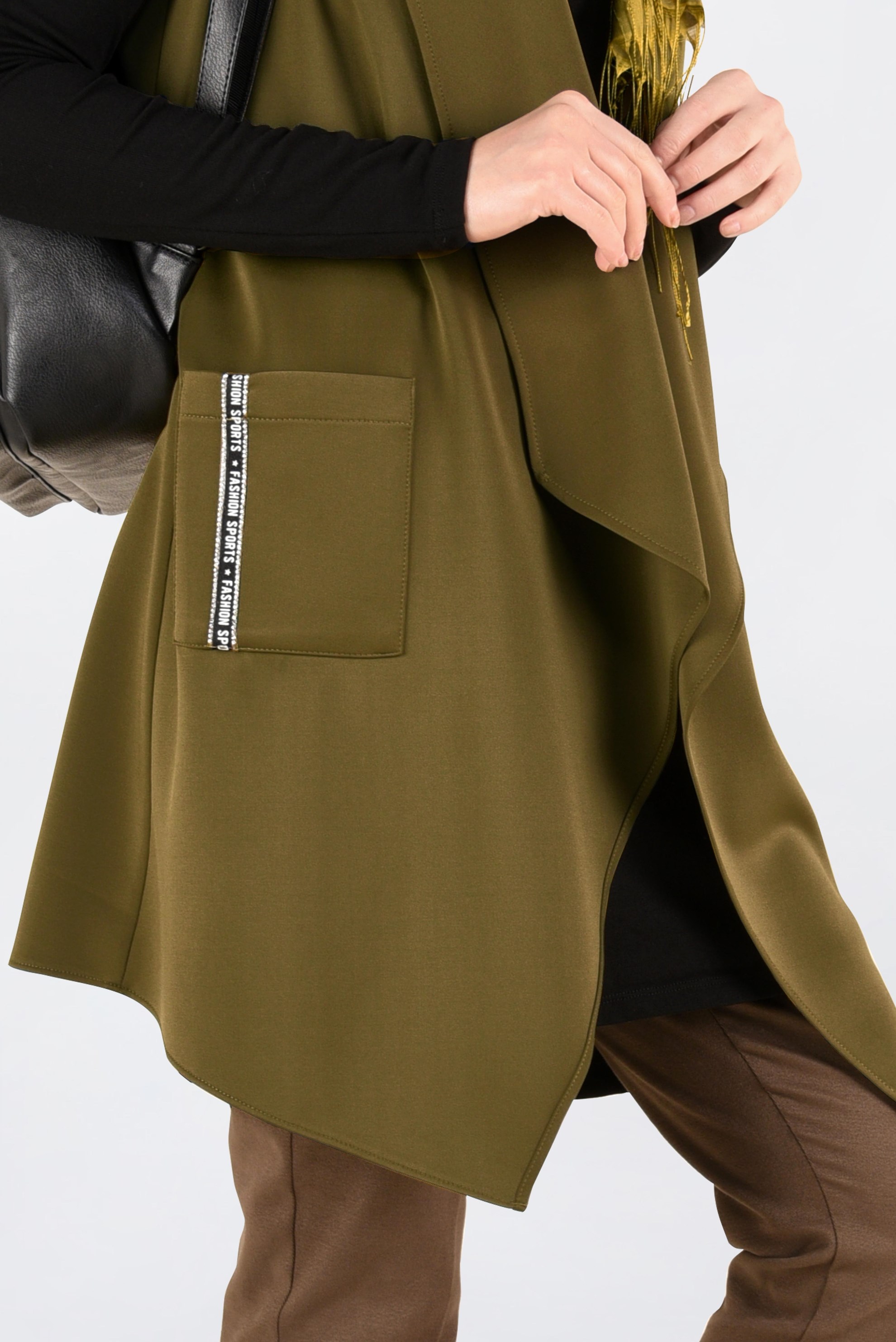 Tesettür giyim YEŞİL ASİMETRİK KESİM SALAŞ YAKA YELEK 4795