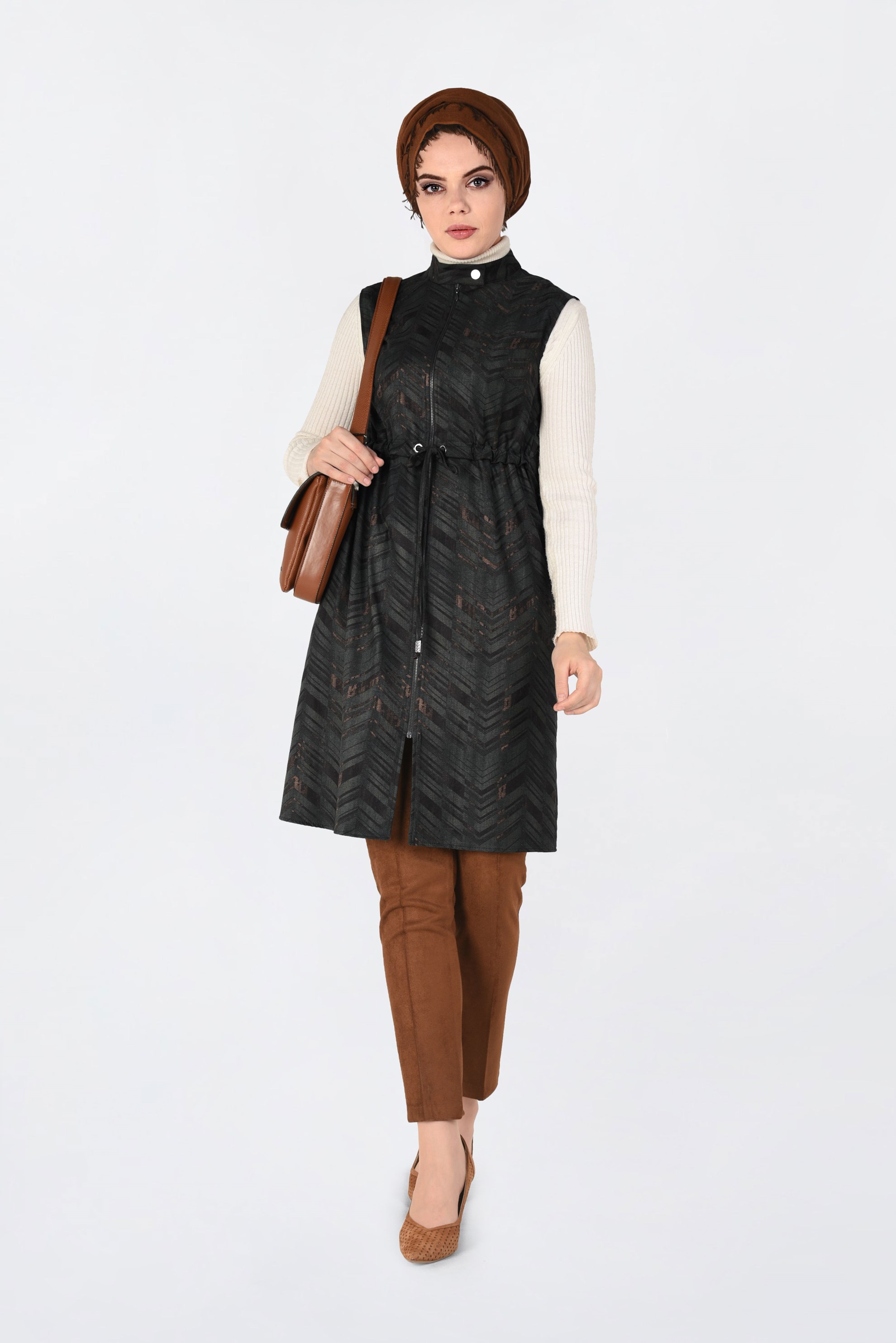 Tesettür giyim GRİ BELDEN BÜZGÜLÜ FERMUARLI SÜET YELEK 4810