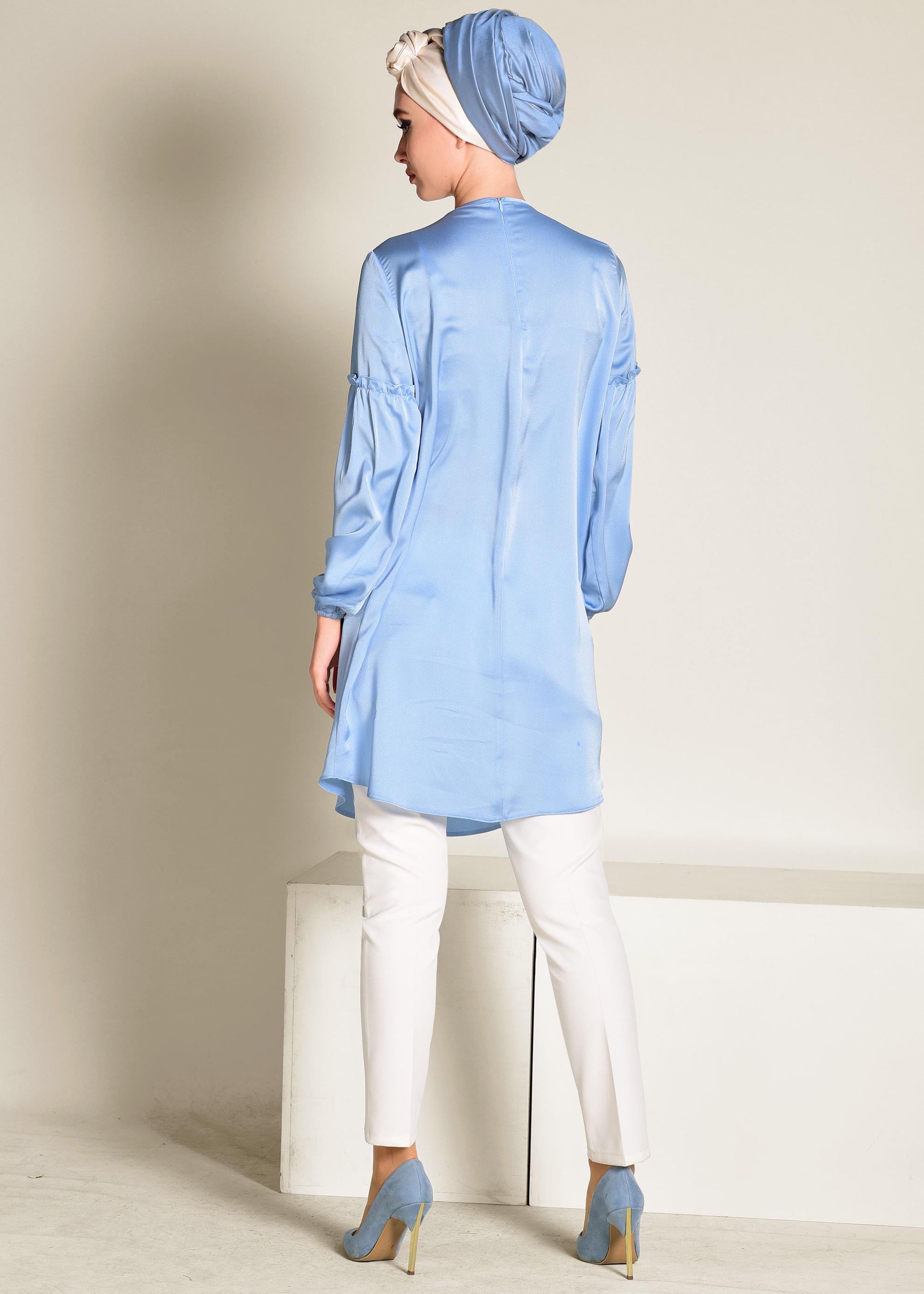 Tesettür giyim MAVİ MANŞETLERİ LASTİKLİ SATEN TUNİK 4334