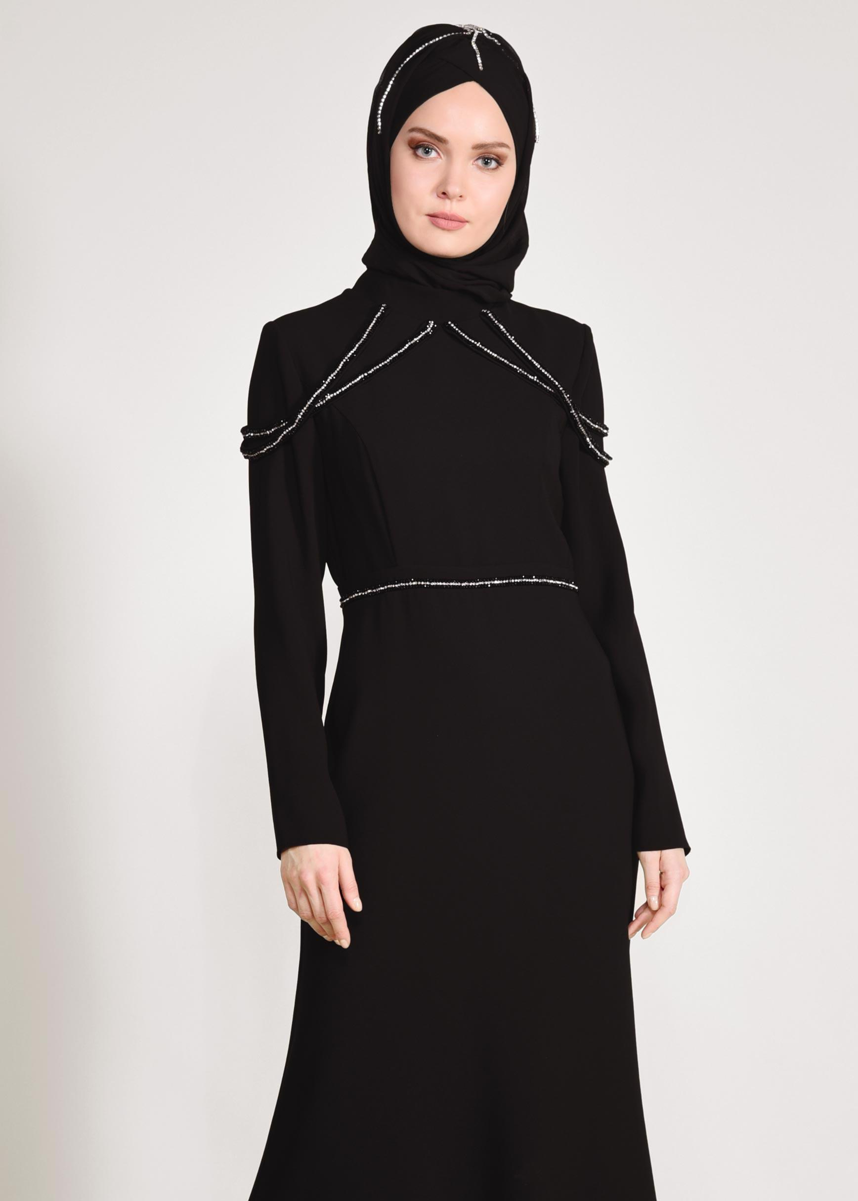 Tesettür giyim SİYAH TAŞ İŞLEMELİ ABİYE ELBİSE 5445