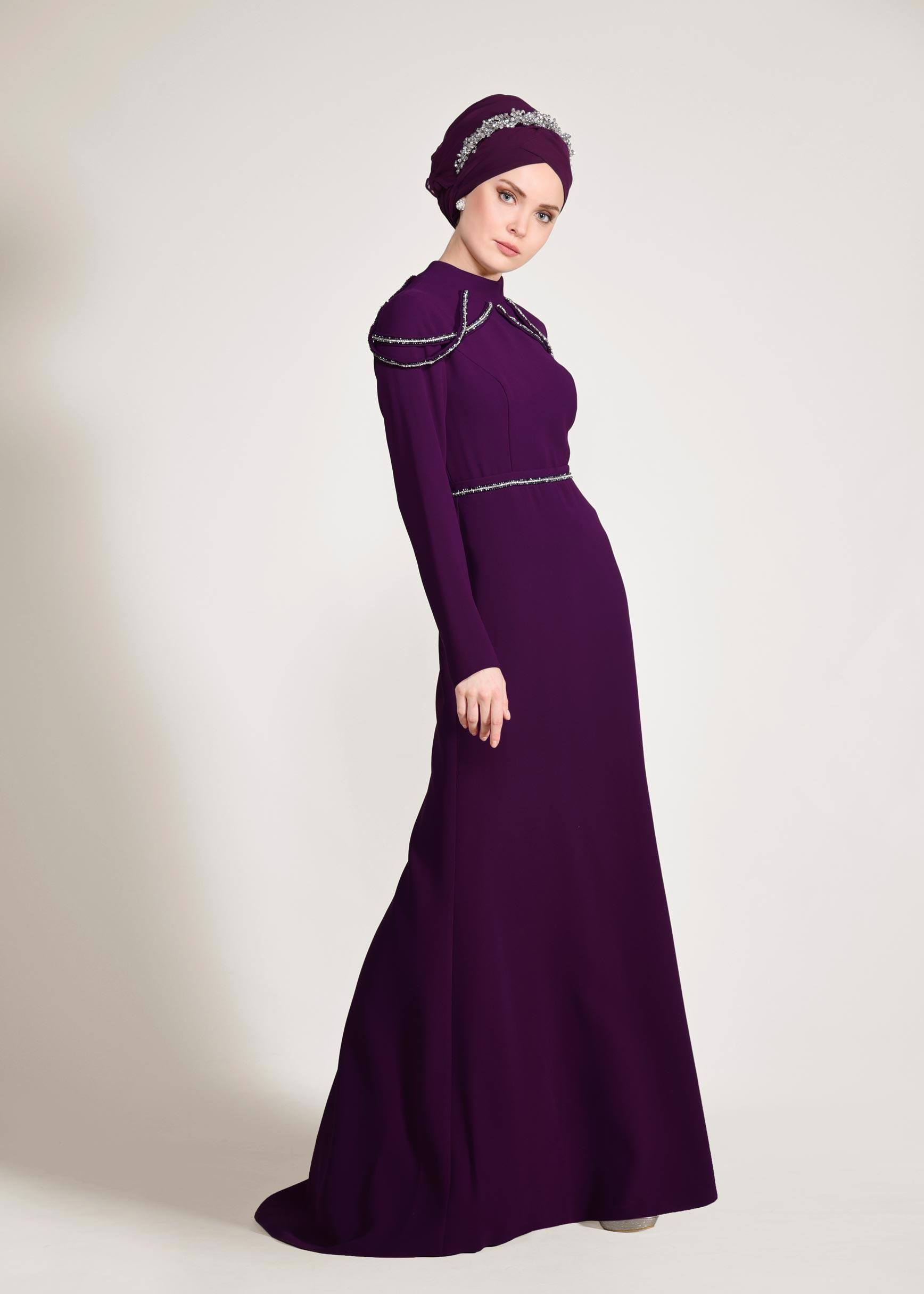 Tesettür giyim MOR TAŞ İŞLEMELİ ABİYE ELBİSE 5445