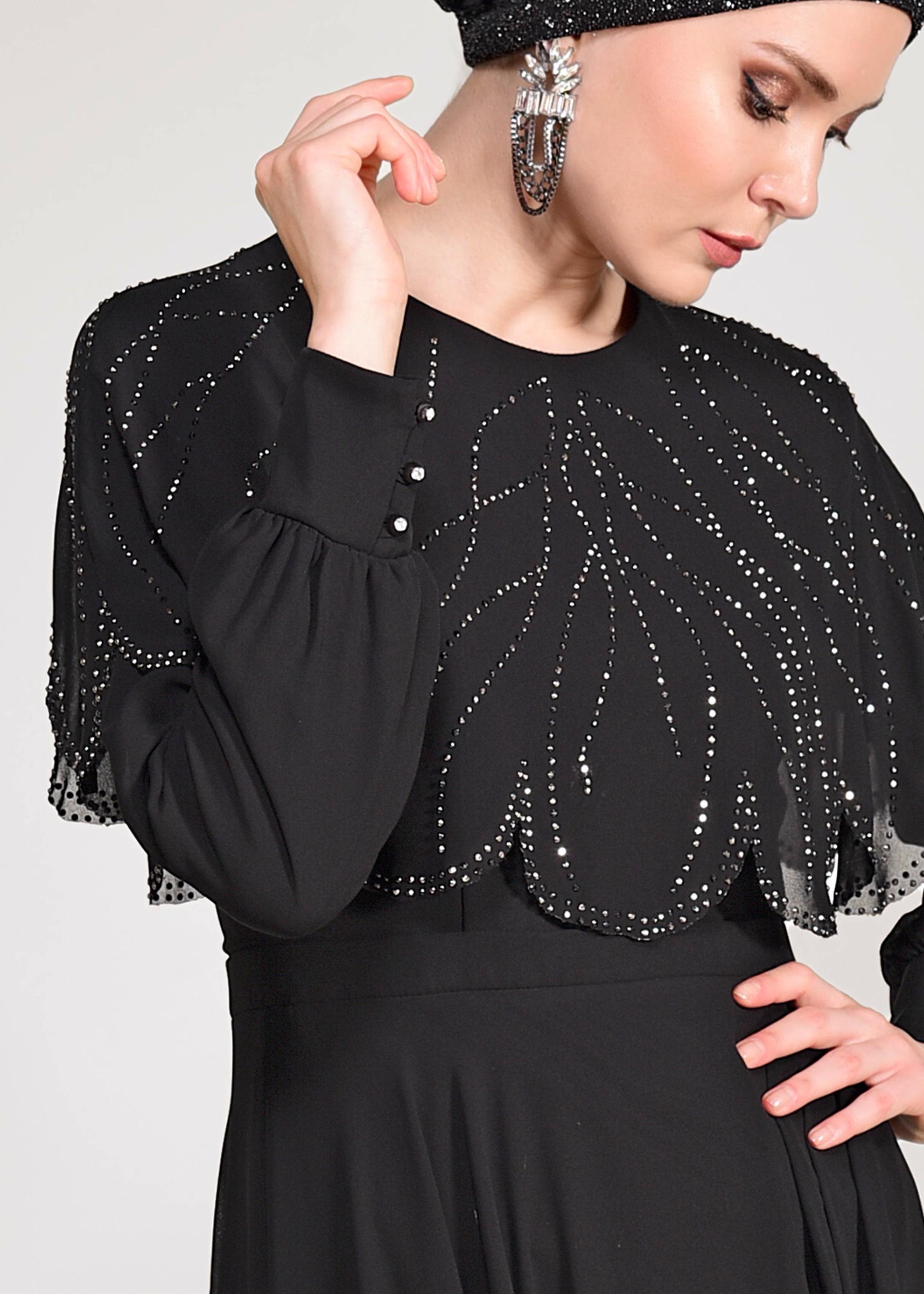 Tesettür giyim SİYAH TAŞ BASKILI ŞİFON ABİYE ELBİSE 5468