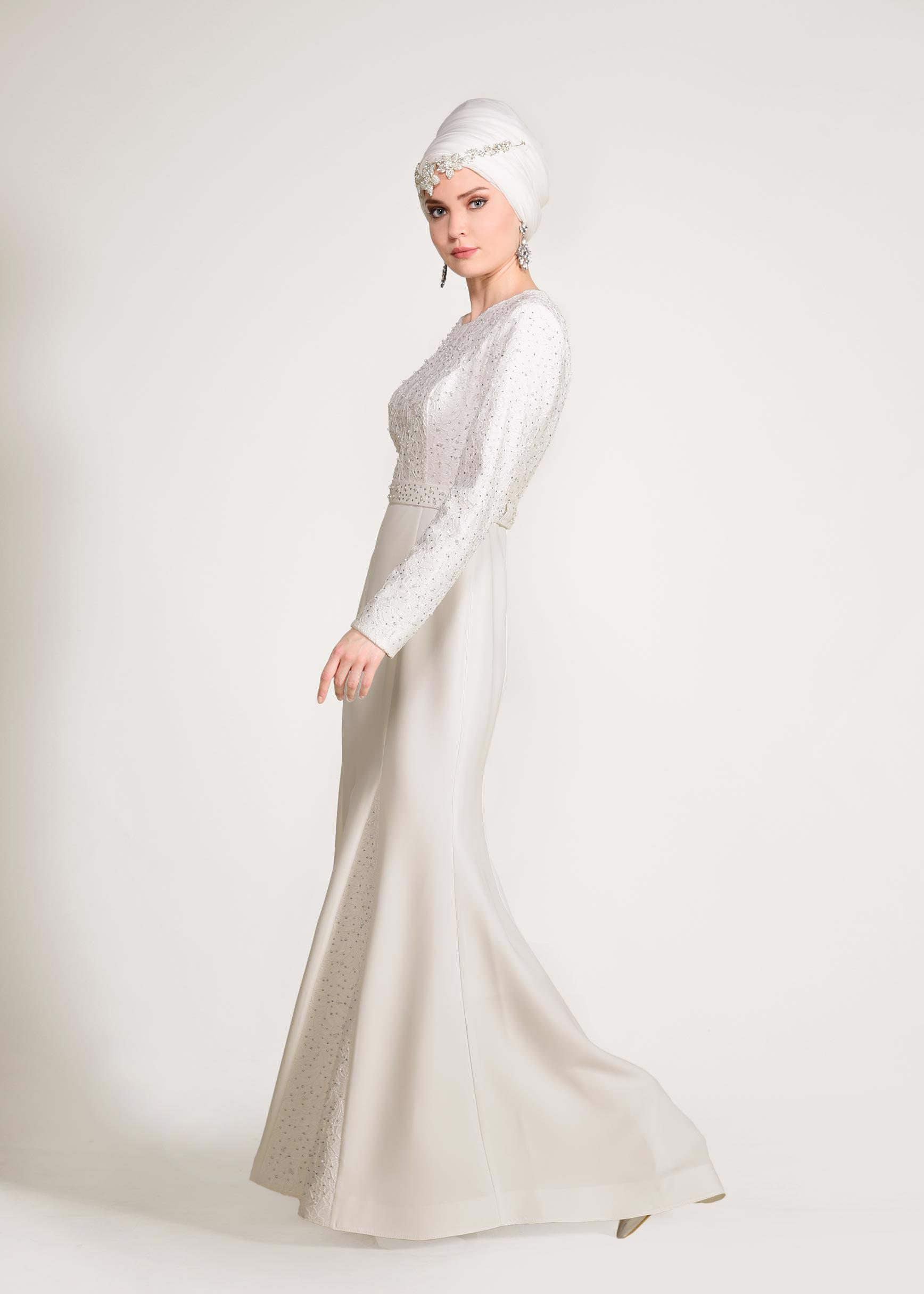 Tesettür giyim BEYAZ İNCİ VE TAŞ İŞLEMELİ ABİYE ELBİSE 5474
