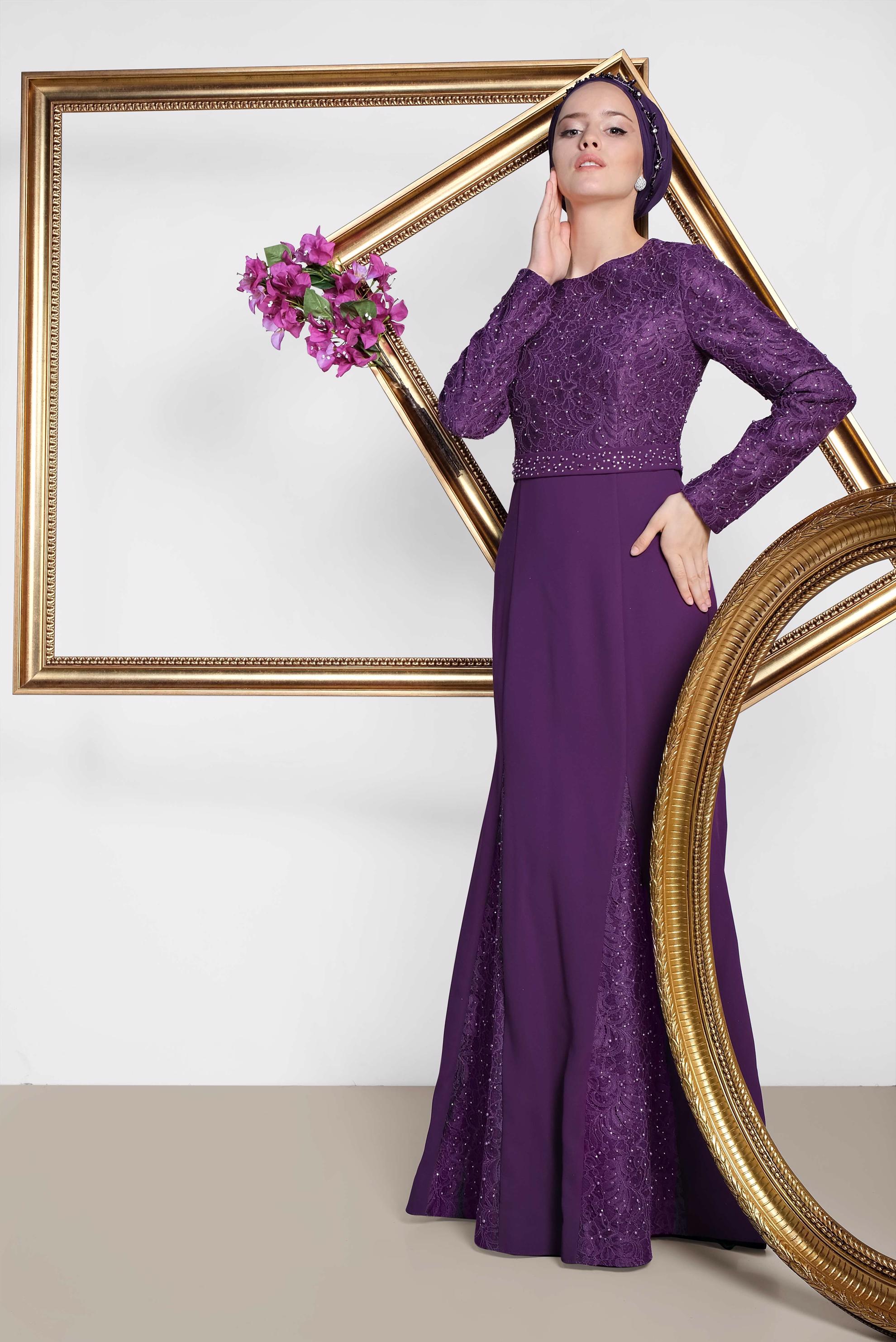 Tesettür giyim MOR İNCİ VE TAŞ İŞLEMELİ ABİYE ELBİSE 5474