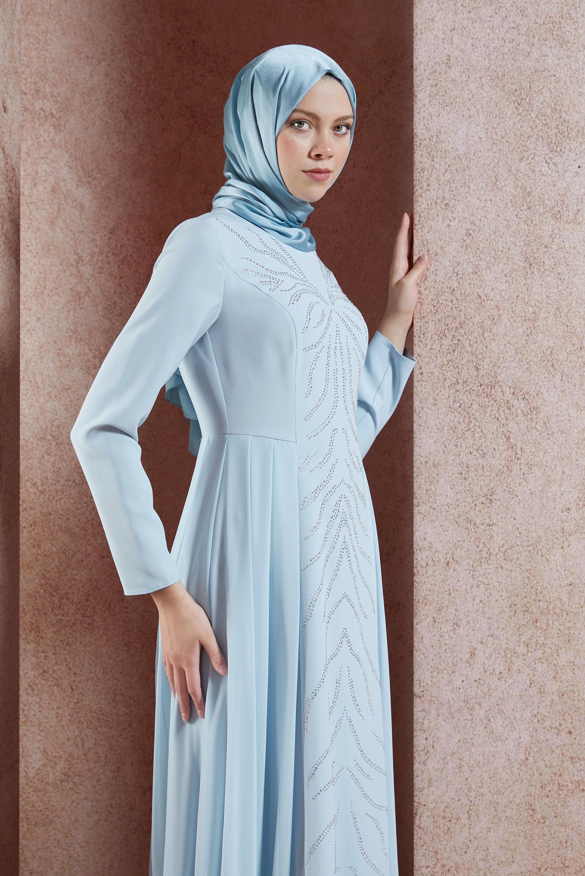 Tesettür giyim MAVİ TAŞ DETAYLI ABİYE ELBİSE 5476