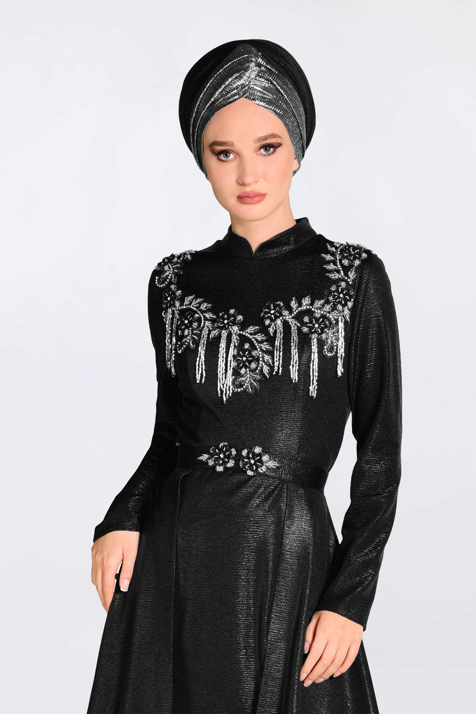 Tesettür giyim SİYAH HAKİM YAKA ABİYE İŞLEMELİ İKİLİ ELBİSE 5487