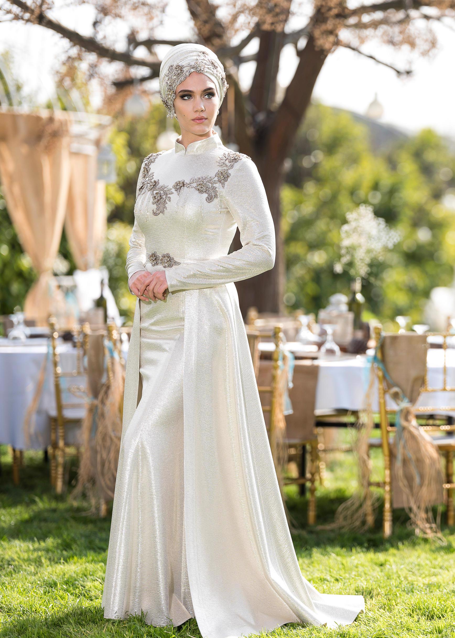 Tesettür giyim BEYAZ HAKİM YAKA ABİYE İŞLEMELİ İKİLİ ELBİSE 5487