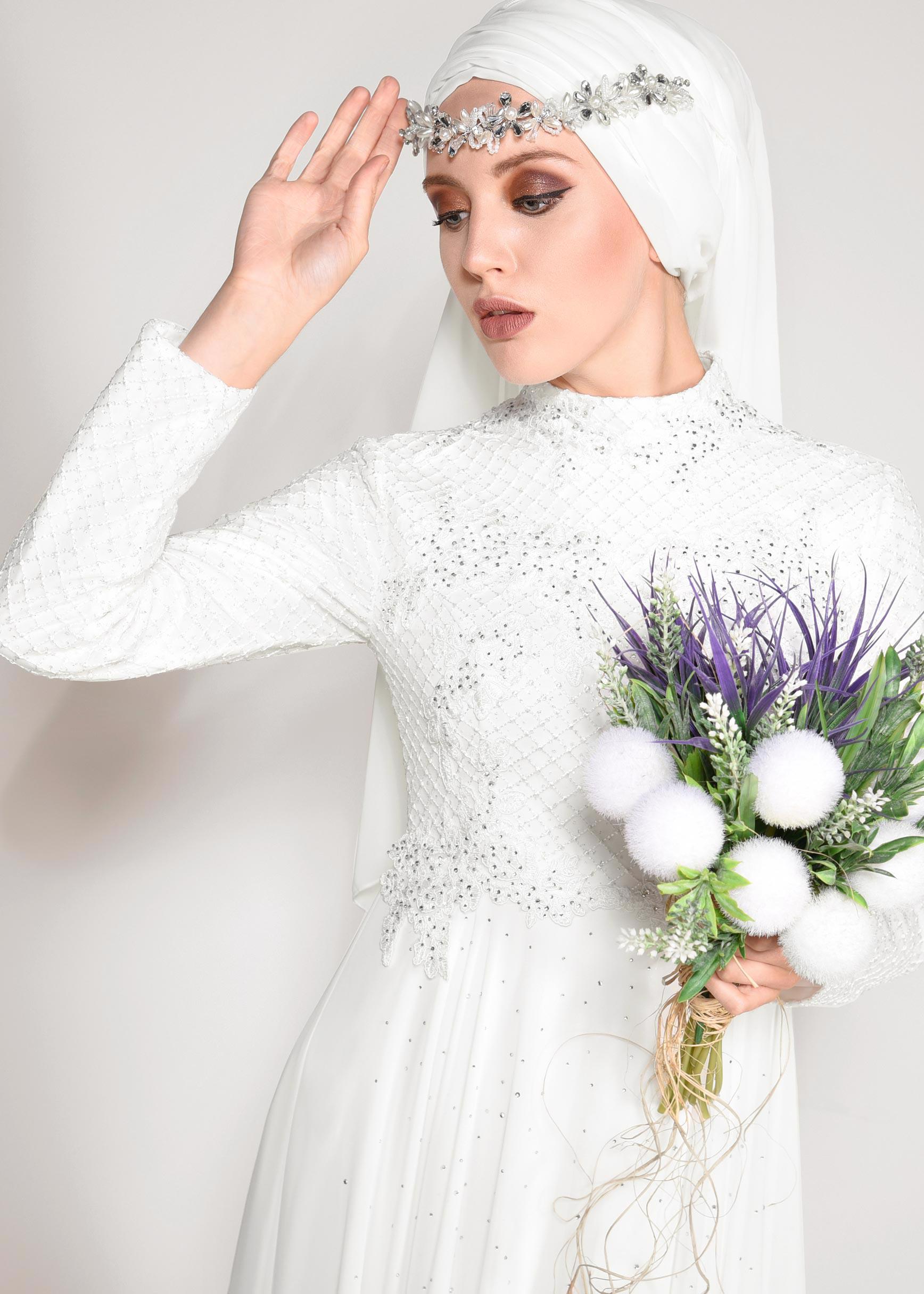 Tesettür giyim BEYAZ FİLE DETAYLI ABİYE ELBİSE 5495