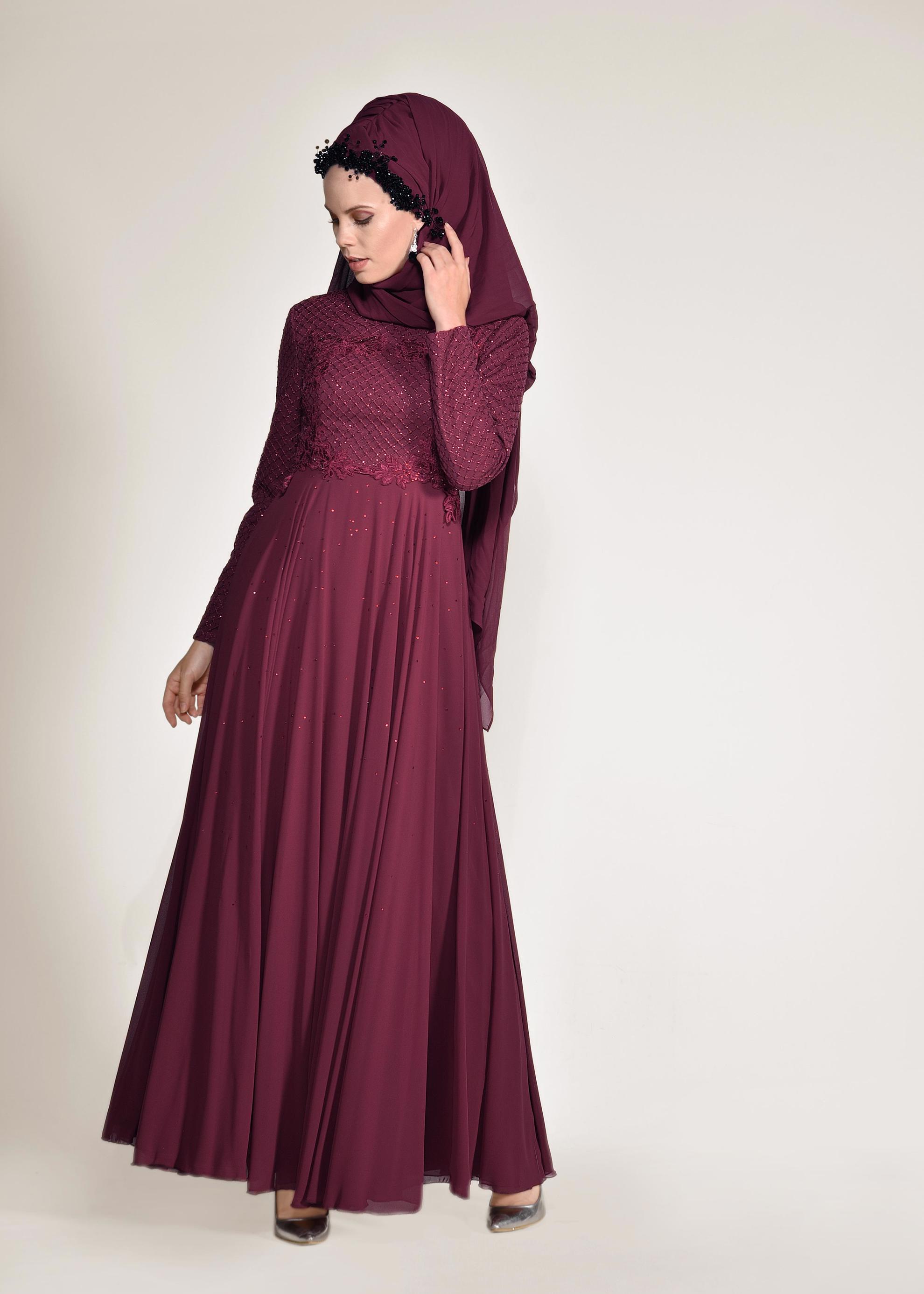 Tesettür giyim BORDO FİLE DETAYLI ABİYE ELBİSE 5495