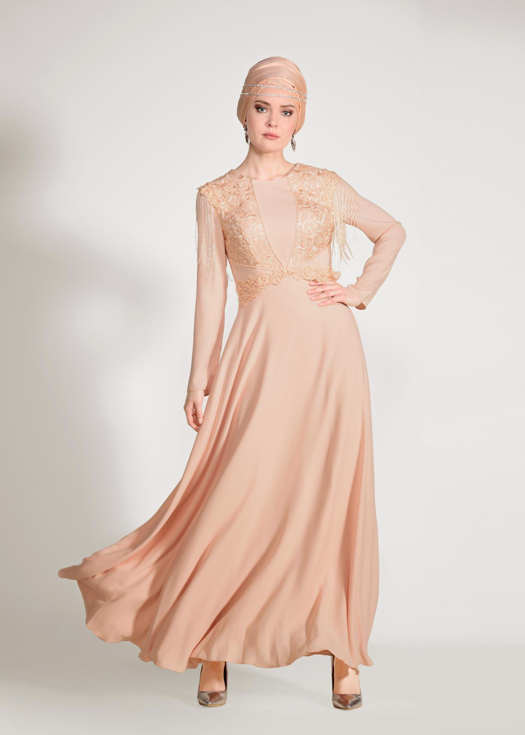 Tesettür giyim PUDRA KOLLARI PÜSKÜLLÜ ABİYE ELBİSE 5500 