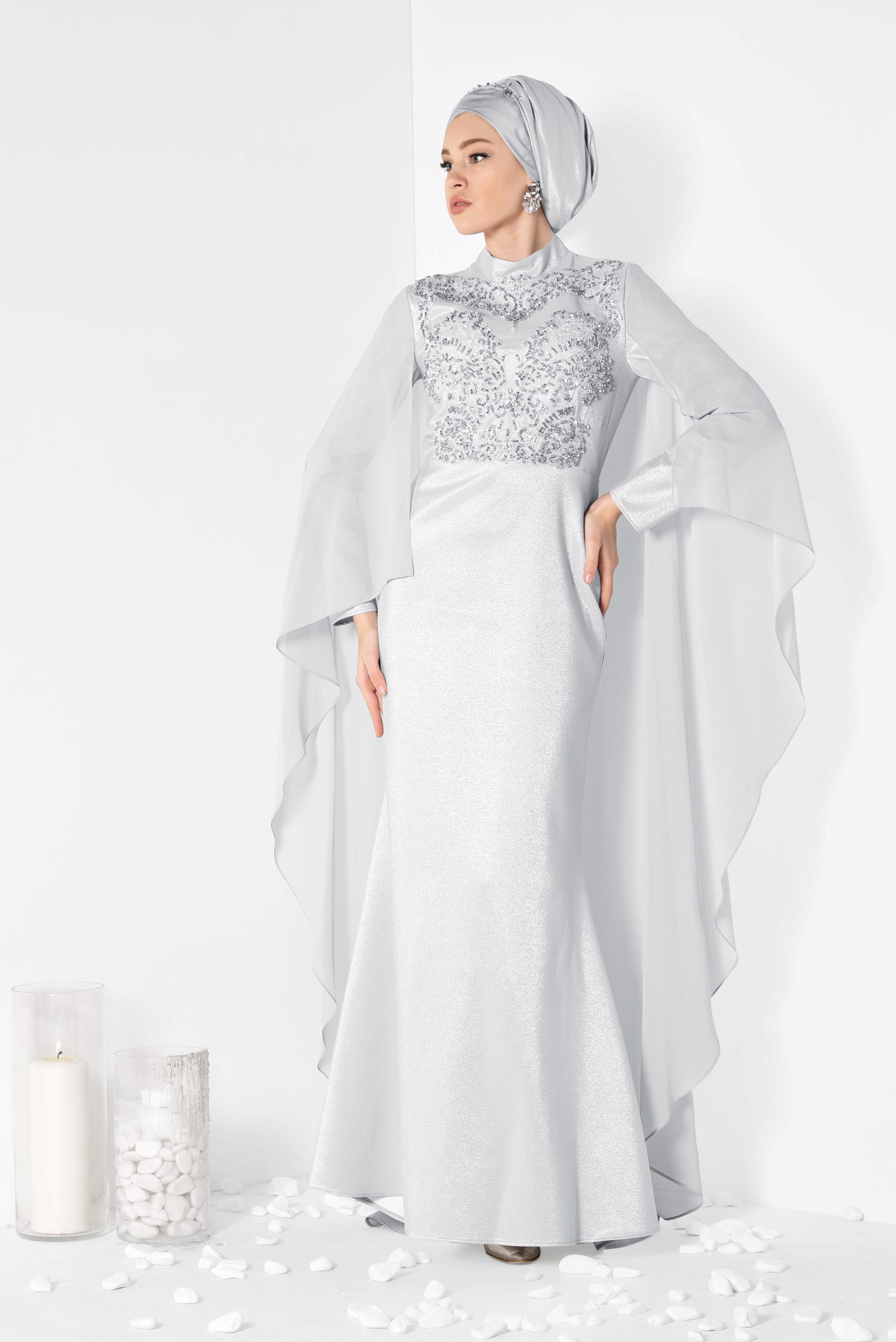 Tesettür giyim GRİ BONCUK İŞLEMELİ SİMLİ ABİYE ELBİSE 5509