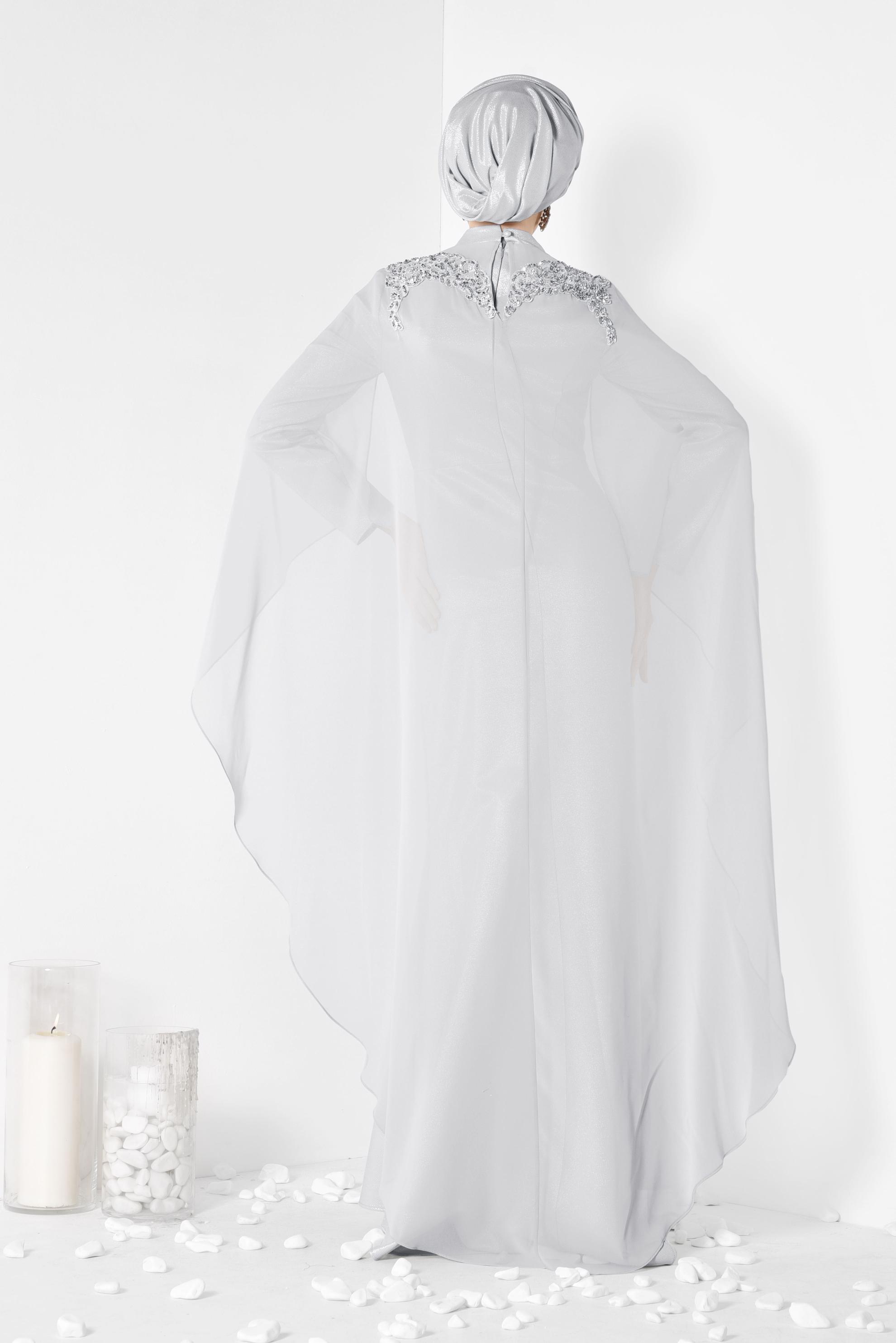 Tesettür giyim GRİ BONCUK İŞLEMELİ SİMLİ ABİYE ELBİSE 5509