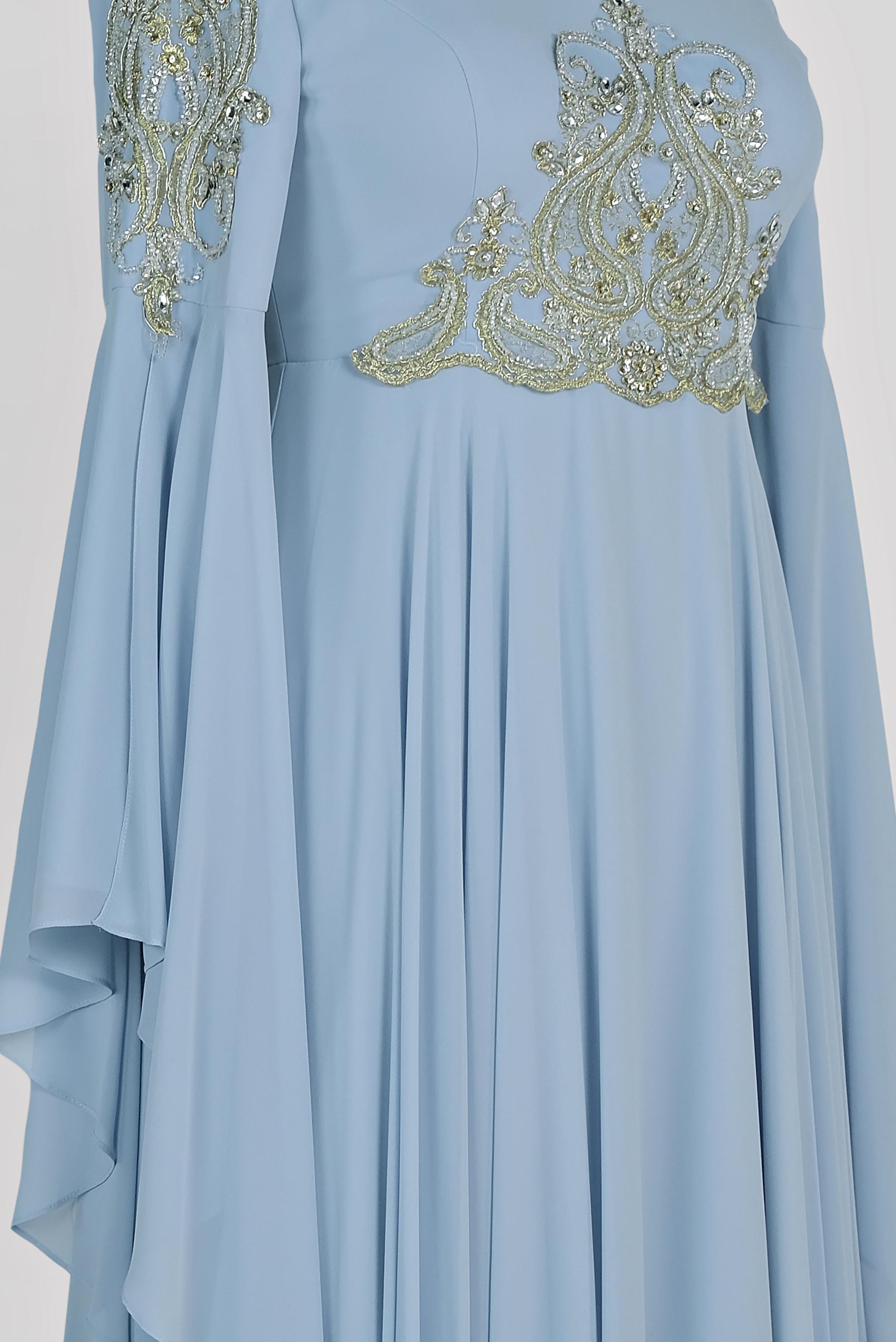 Tesettür giyim MAVİ SIRMA İŞLEMELİ VOLANLI MULTİ ŞİFON ABİYE 5517	