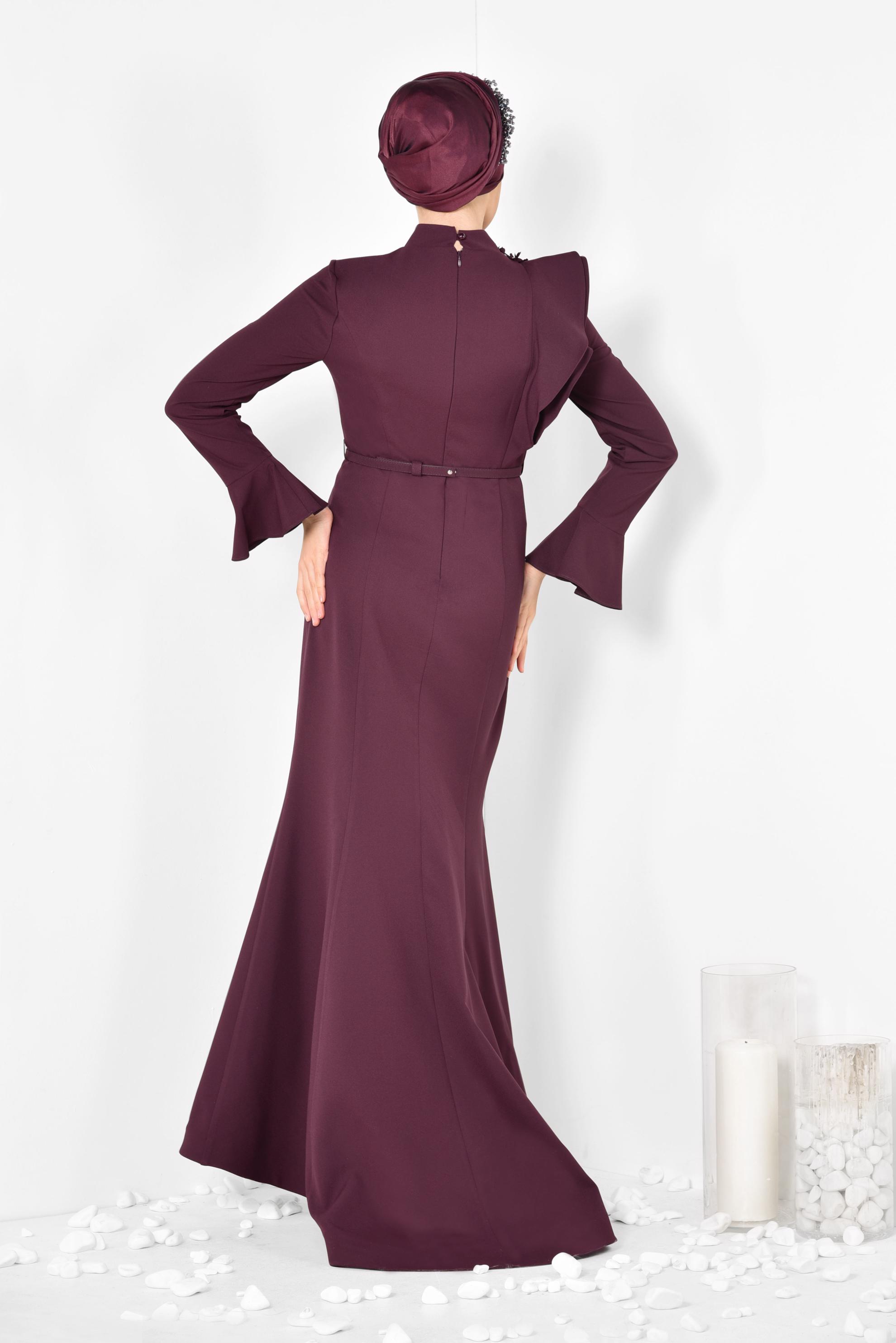 Tesettür giyim MÜRDÜM TEK OMUZU VOLANLI ÇİÇEK DETAYLI ABİYE ELBİSE 5551