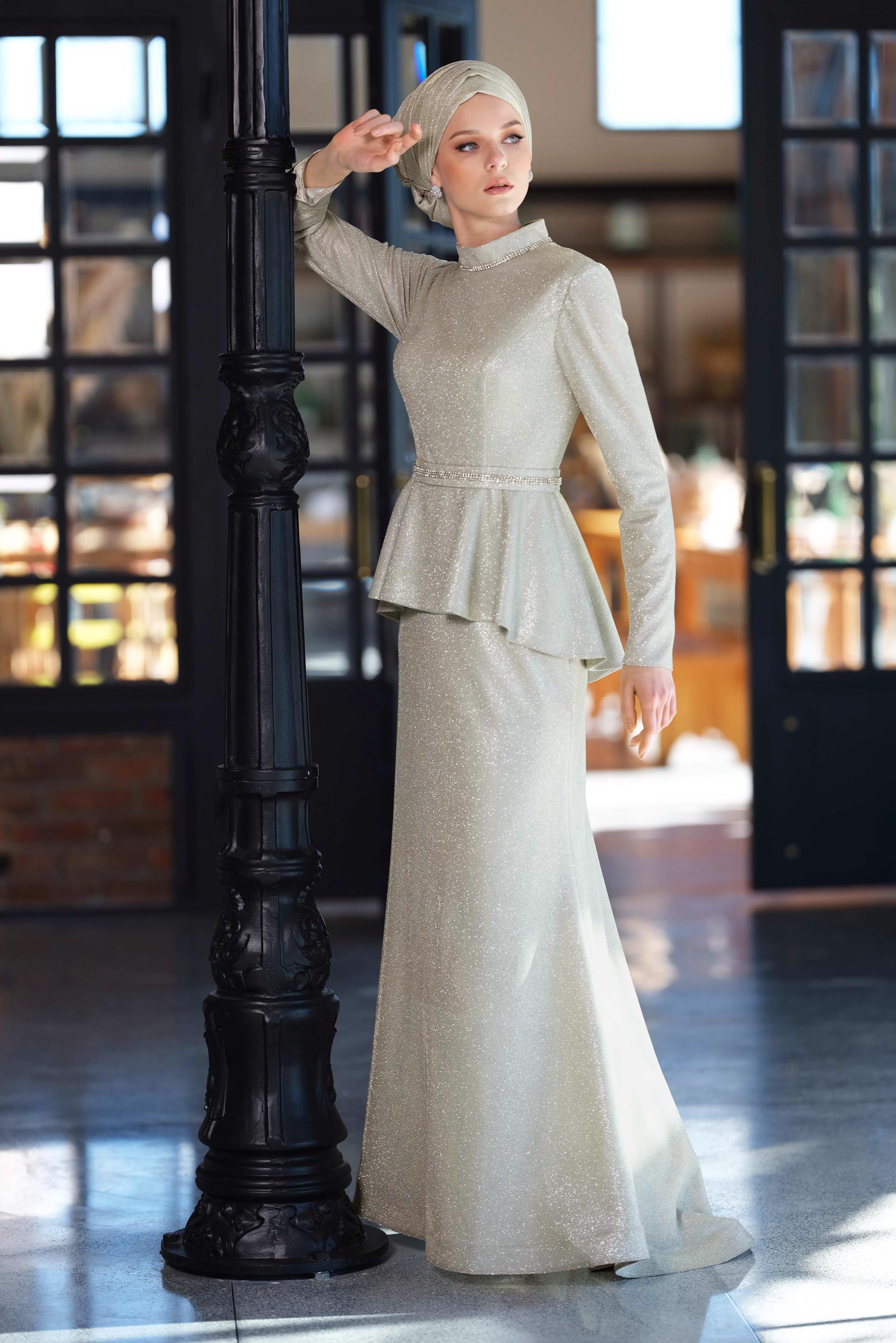 Tesettür giyim BEJ SİMLİ BALIK ABİYE ELBİSE 5552