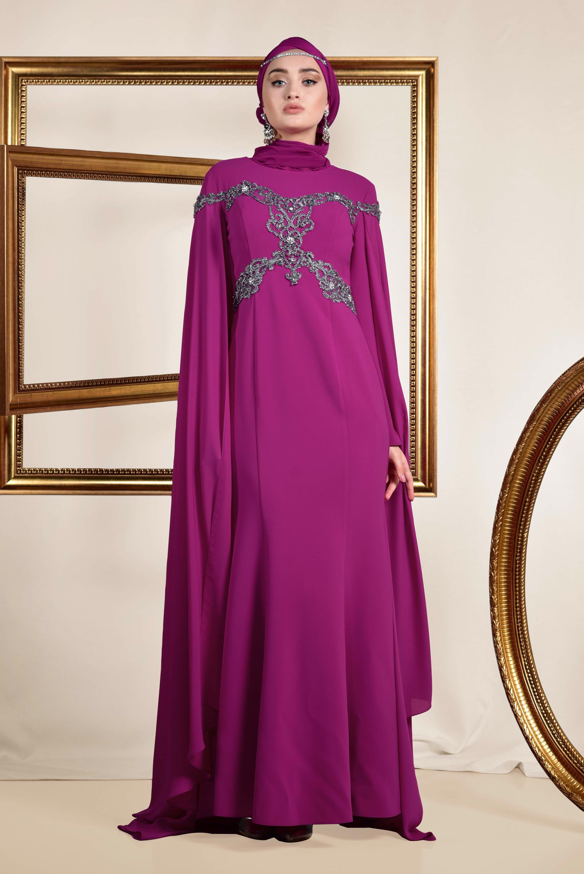 Tesettür giyim FUŞYA İŞLEMELİ PELERİNLİ ABİYE ELBİSE 5555