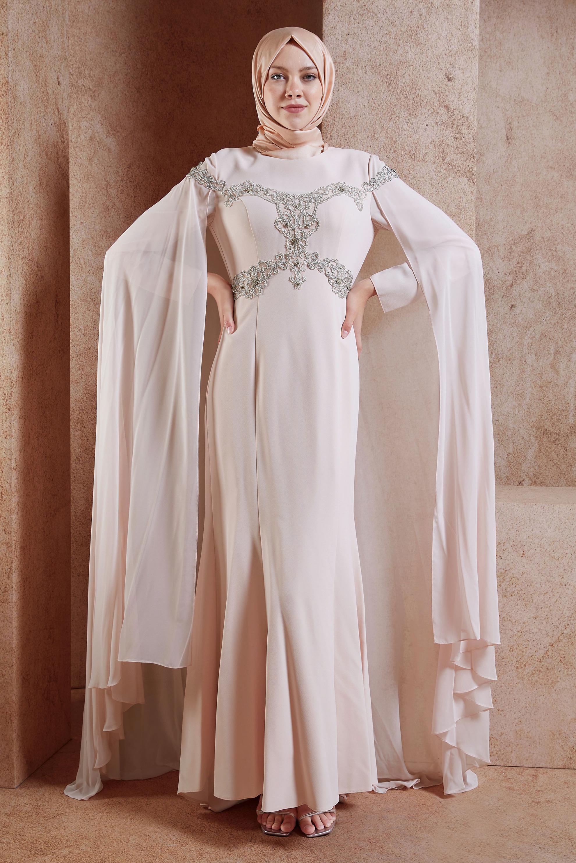 Tesettür giyim PUDRA İŞLEMELİ PELERİNLİ ABİYE ELBİSE 5555
