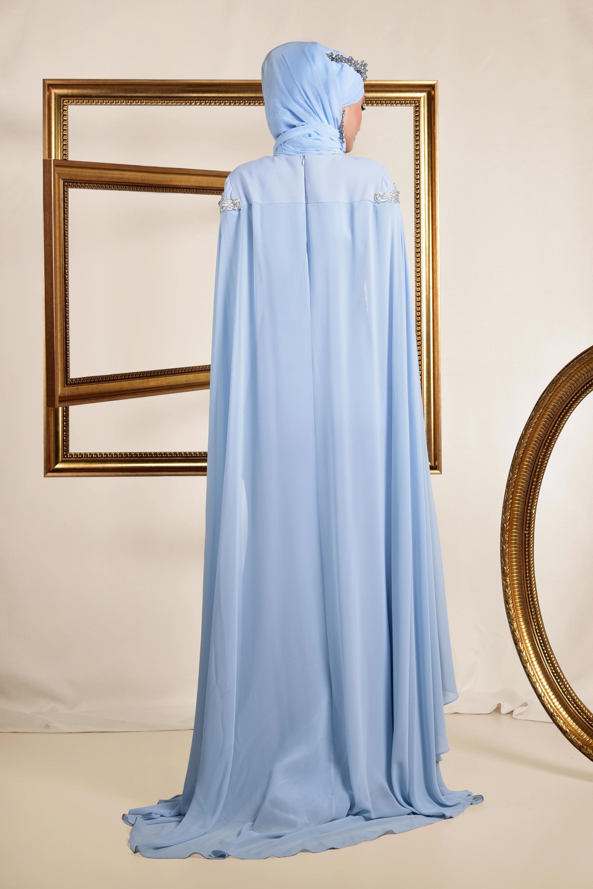 Tesettür giyim MAVİ İŞLEMELİ PELERİNLİ ABİYE ELBİSE 5555