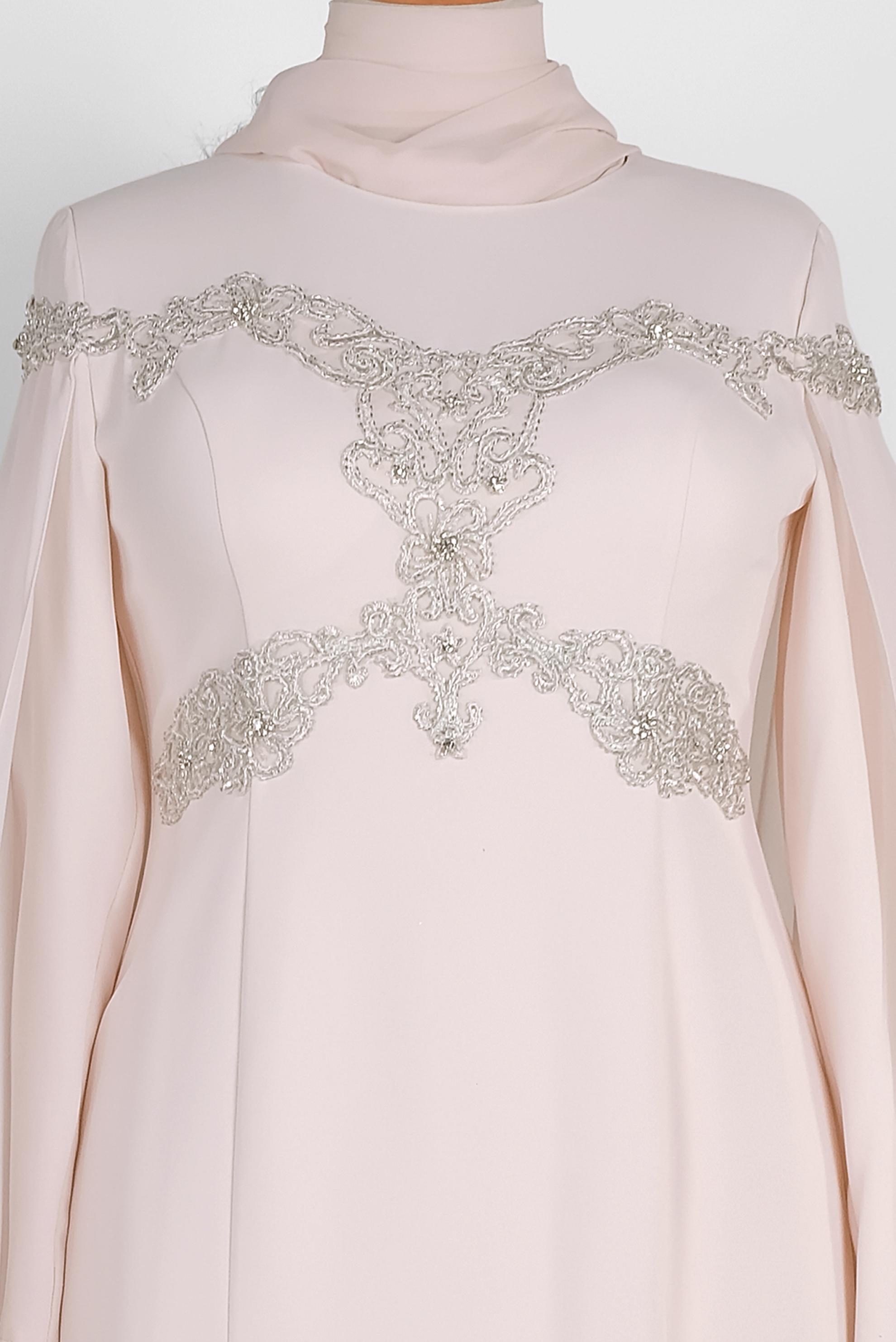 Tesettür giyim PUDRA GÜPÜR VE TAŞ DETAYLI PELERİN MODEL ABİYE ELBİSE 5556 