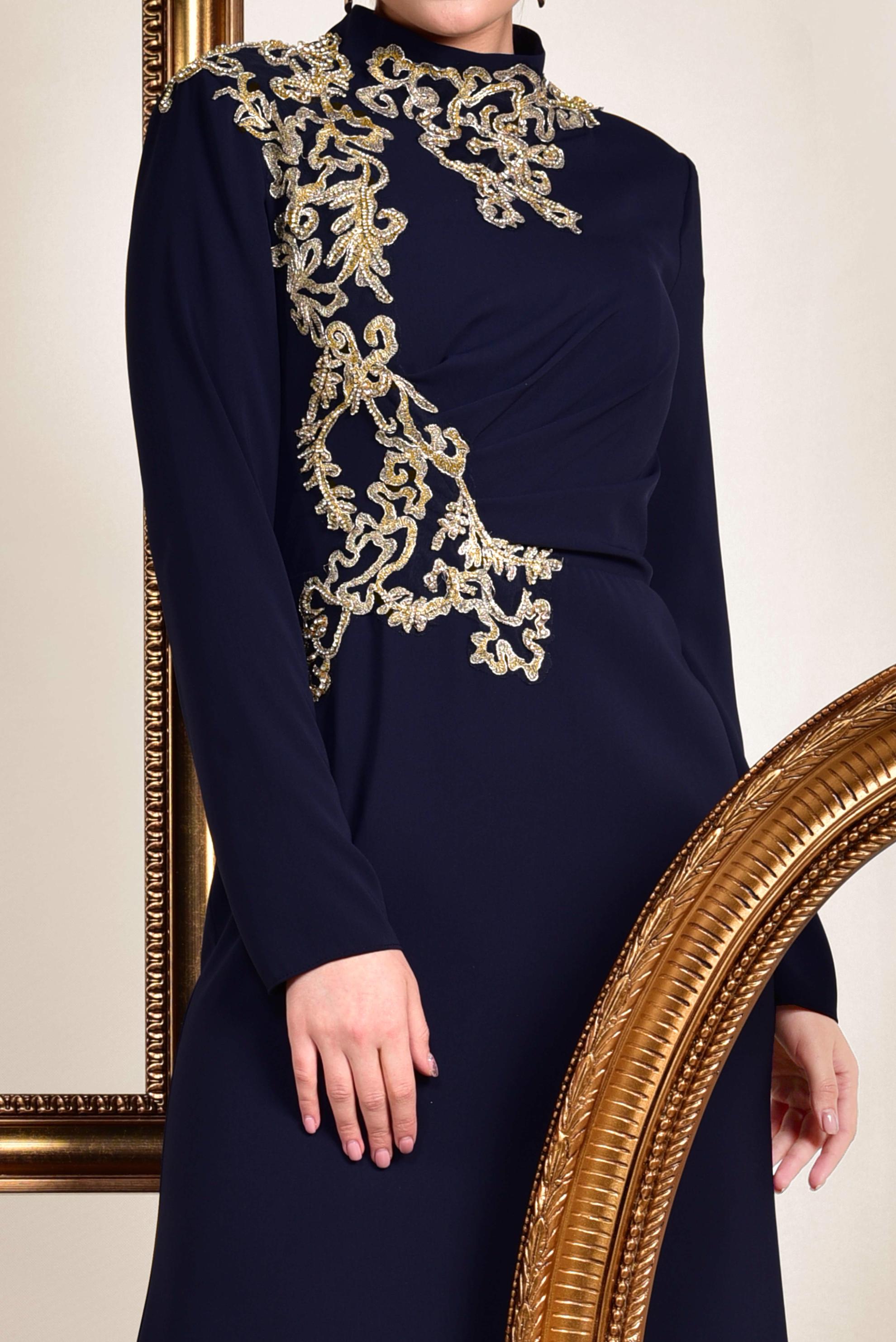 Tesettür giyim LACİVERT İŞLEMELİ KRUVAZE ABİYE ELBİSE 5558 