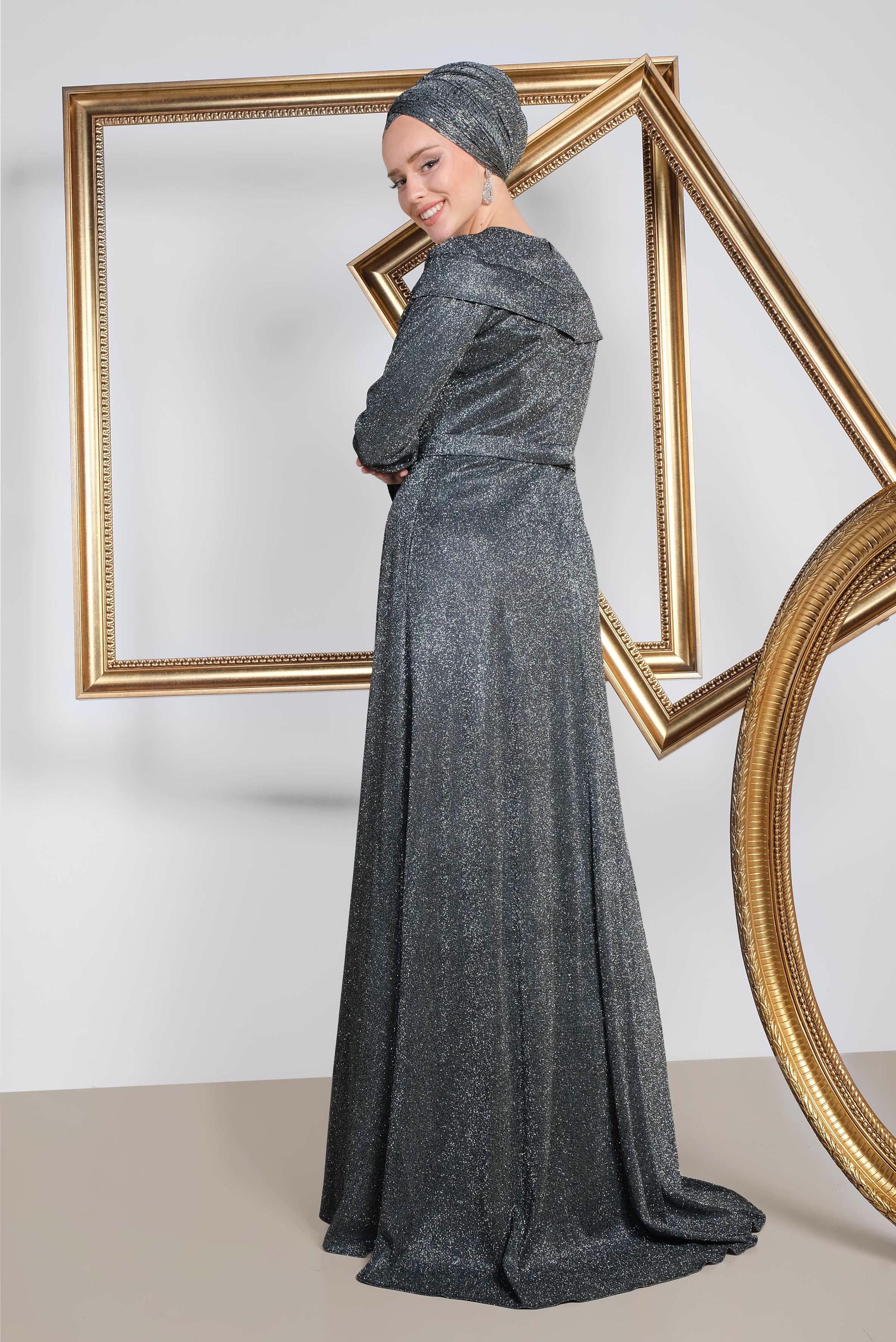 Tesettür giyim SİYAH SİMLİ KUMAŞ ABİYE ELBİSE 5559