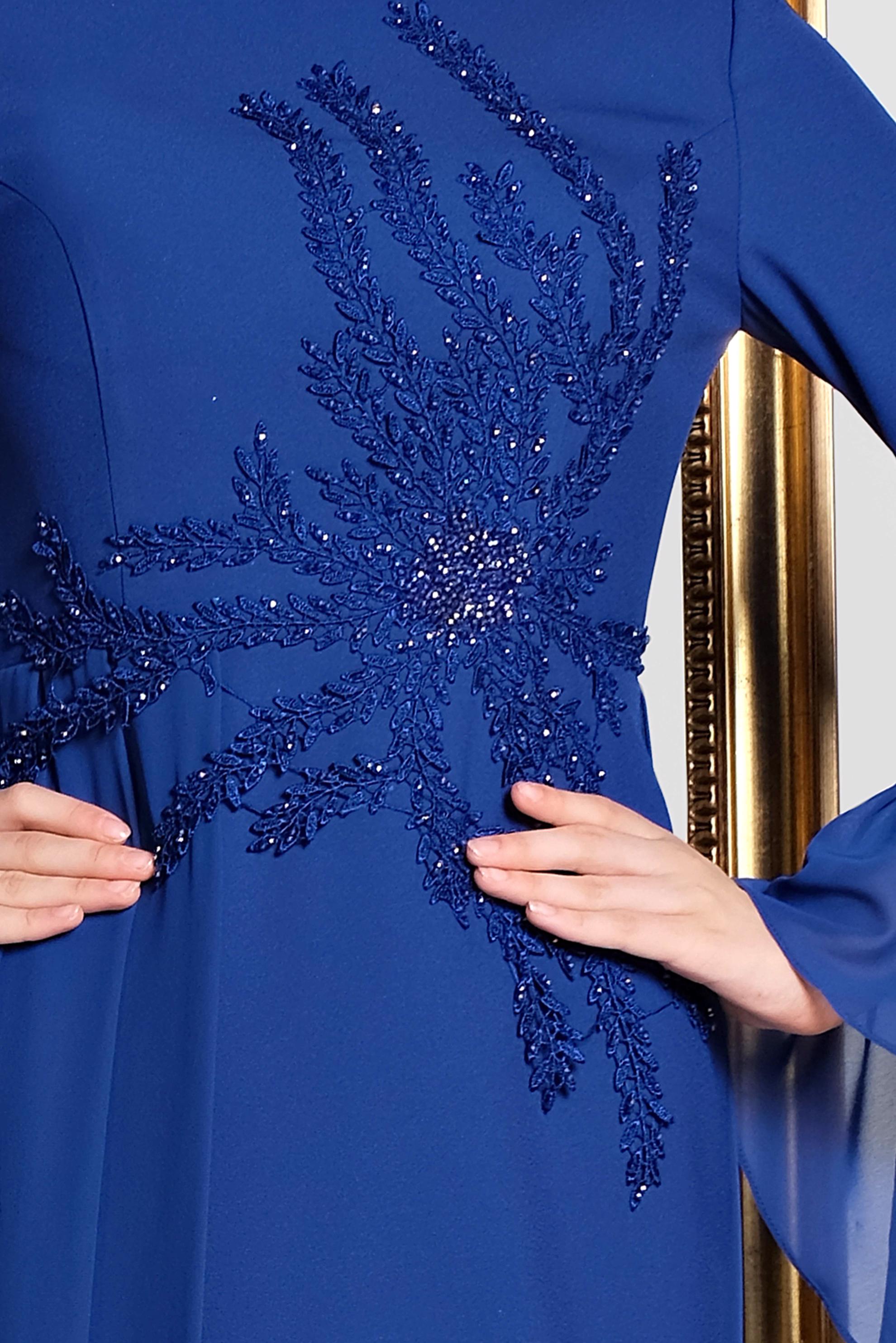 Tesettür giyim LACİVERT KOLLARI VOLANLI BONCUK İŞLEMELİ ABİYE ELBİSE 5560