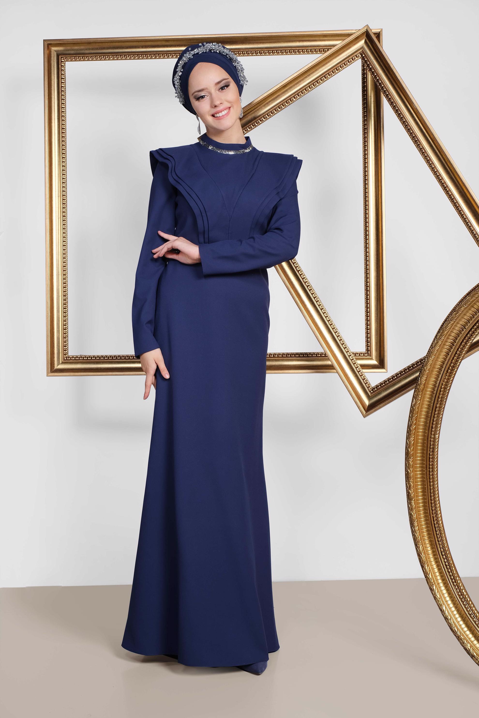 Tesettür giyim LACİVERT KEMERİ VE YAKASI SİMLİ BALIK ABİYE ELBİSE 5562