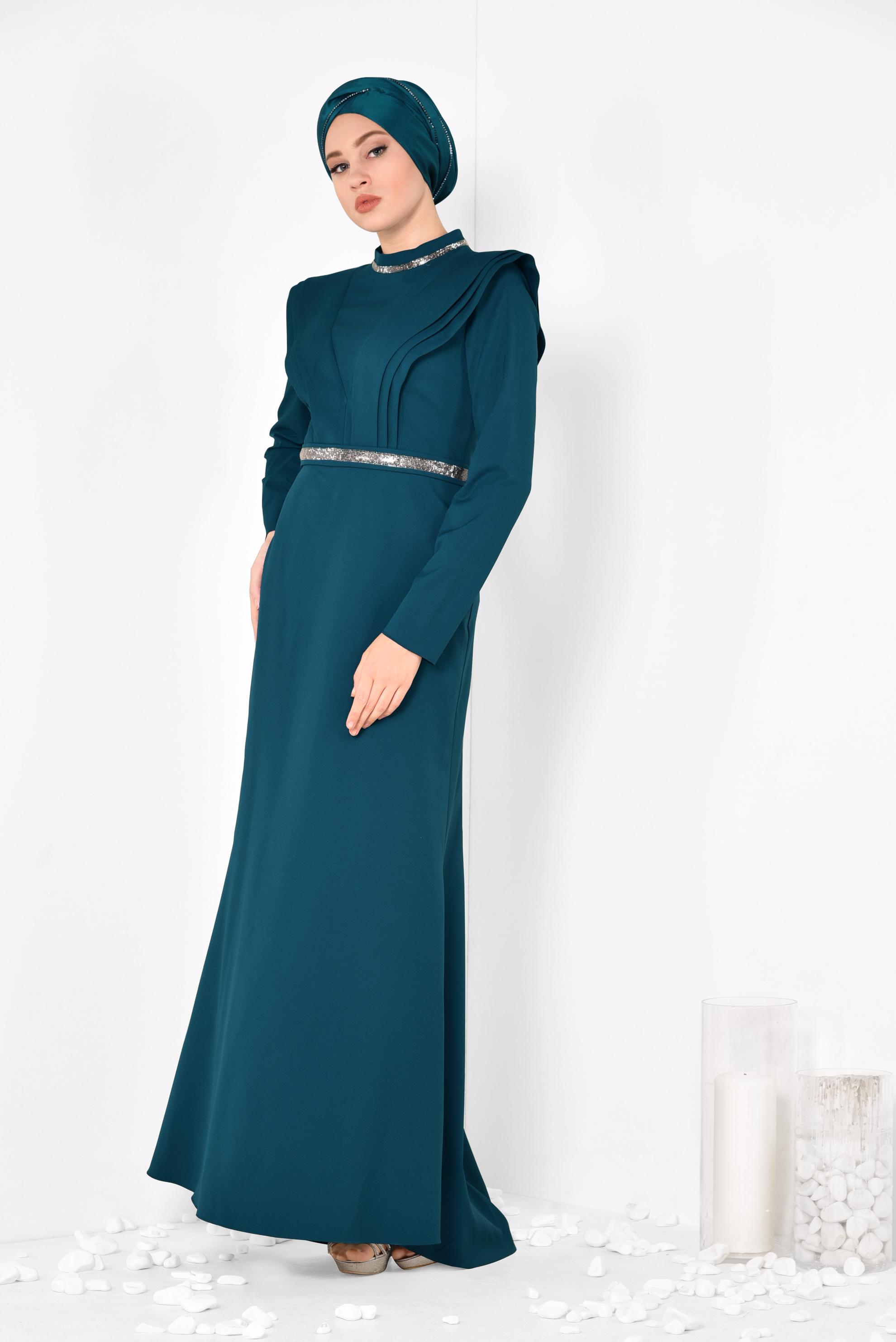 Tesettür giyim YEŞİL KEMERİ VE YAKASI SİMLİ BALIK ABİYE ELBİSE 5562