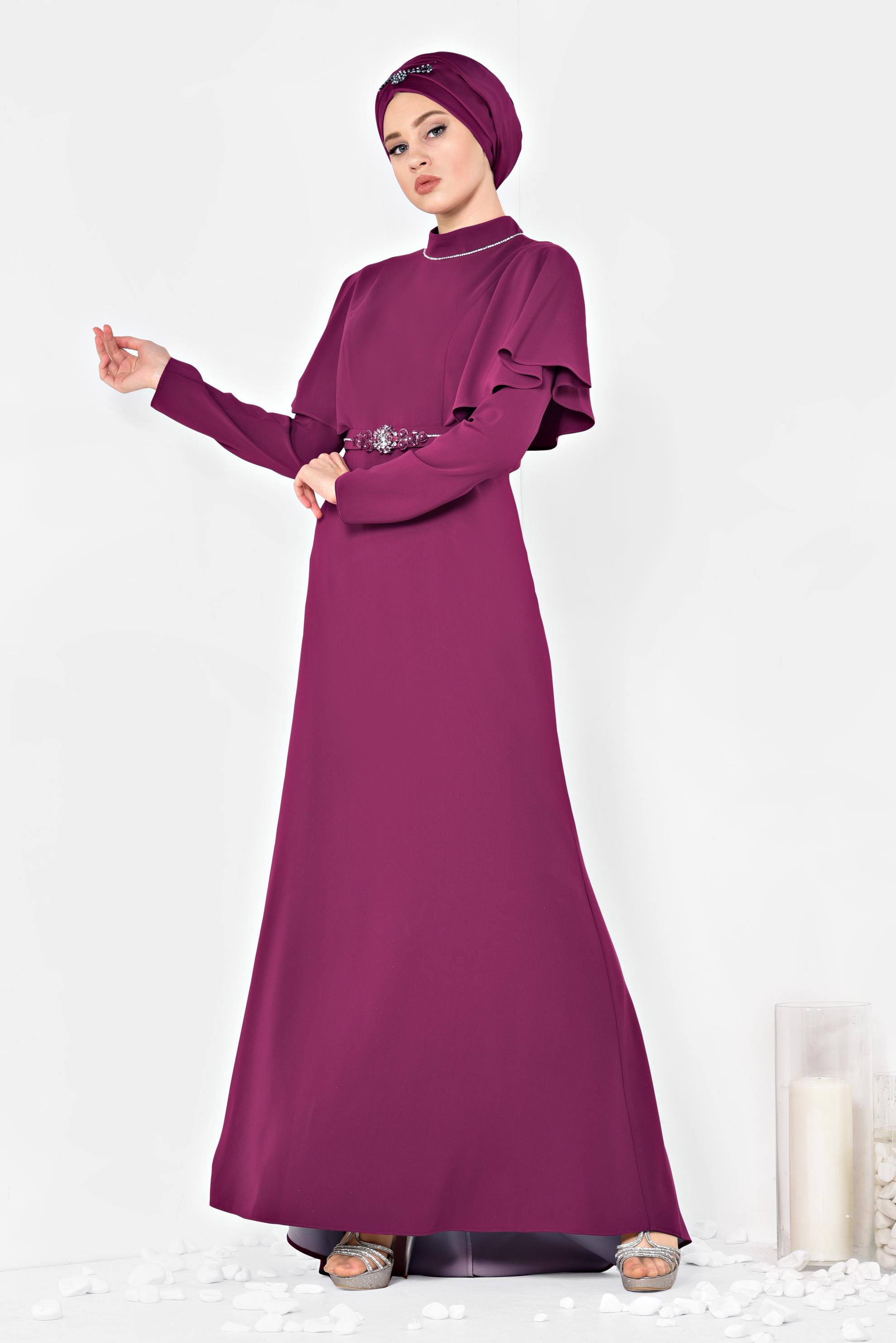 Tesettür giyim FUŞYA OMUZLARI VOLANLI KEMERİ TAŞLI ABİYE ELBİSE 5566