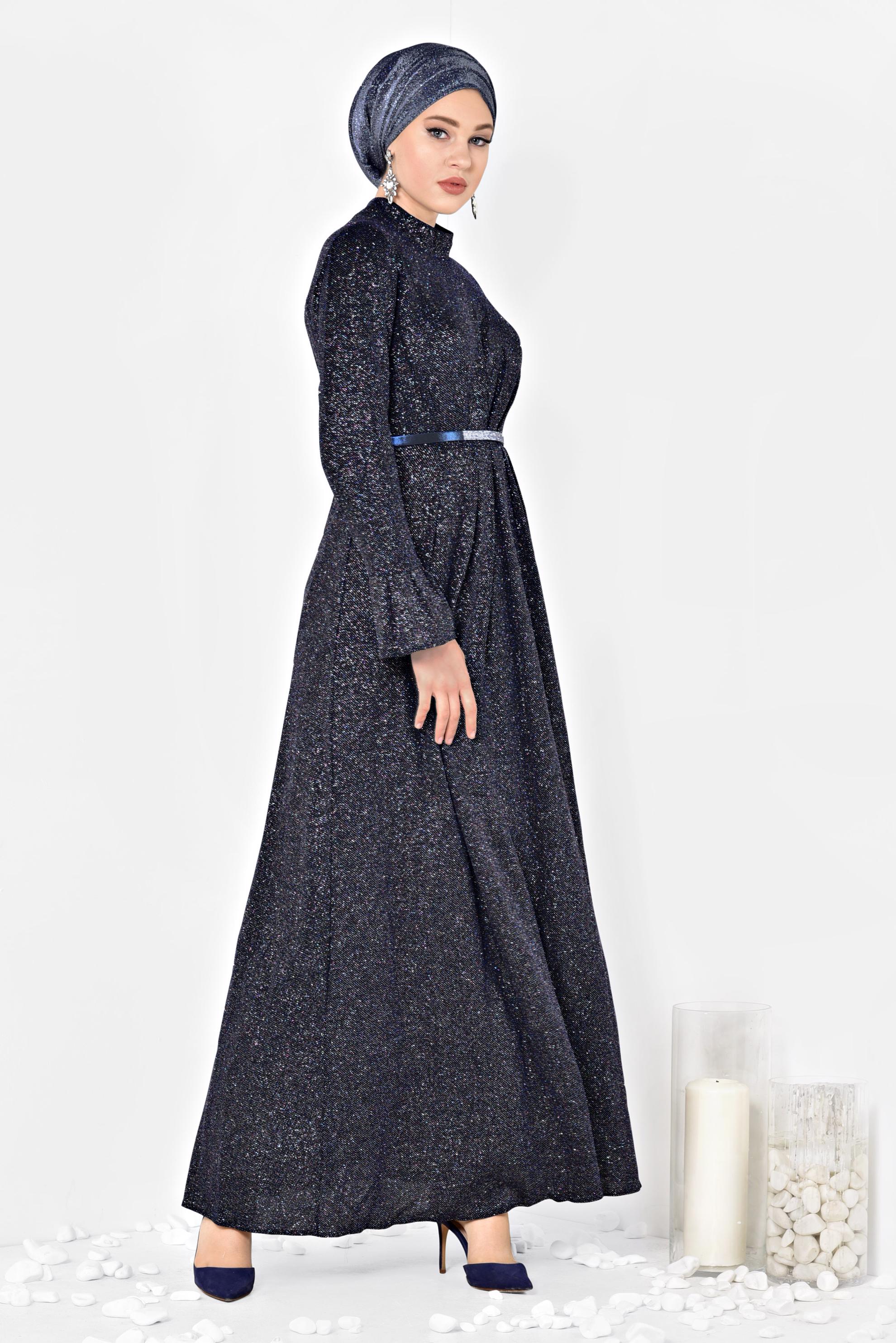 Tesettür giyim LACİVERT KOLLARI VOLANLI KEMERLİ SİMLİ ABİYE ELBİSE 5569