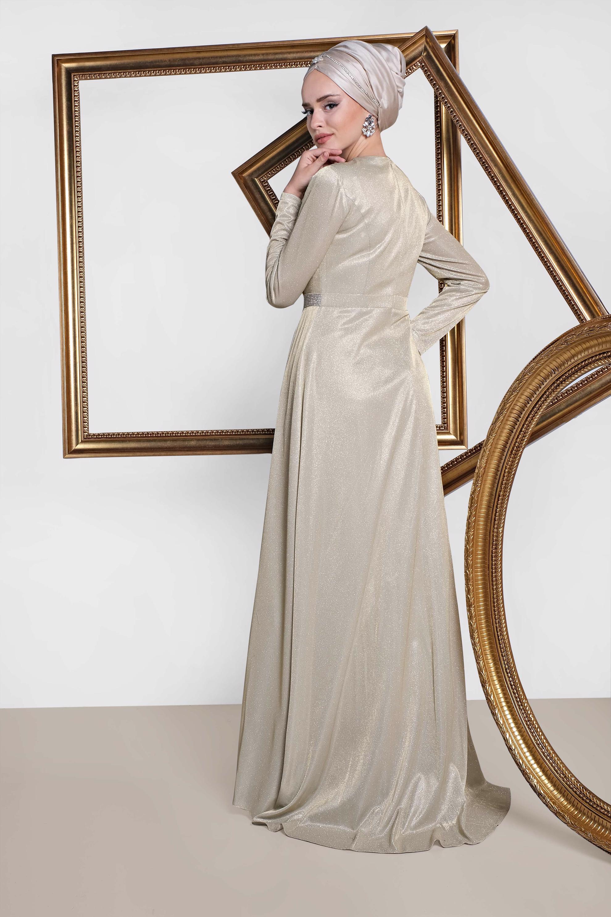 Tesettür giyim BEJ SİM DETAYLI ABİYE ELBİSE 5577