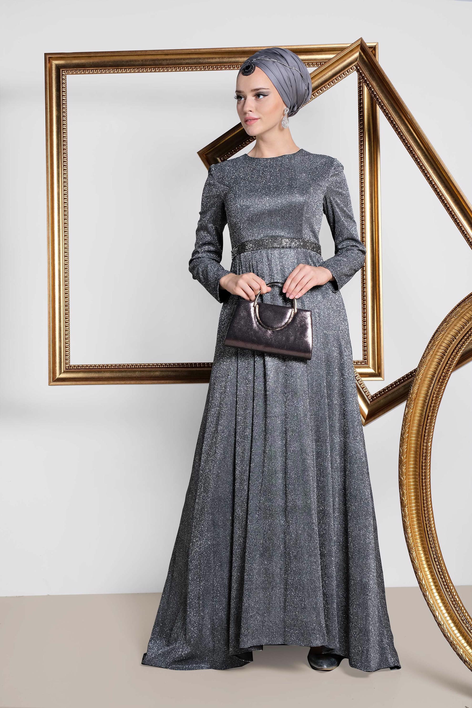 Tesettür giyim SİYAH SİM DETAYLI ABİYE ELBİSE 5577