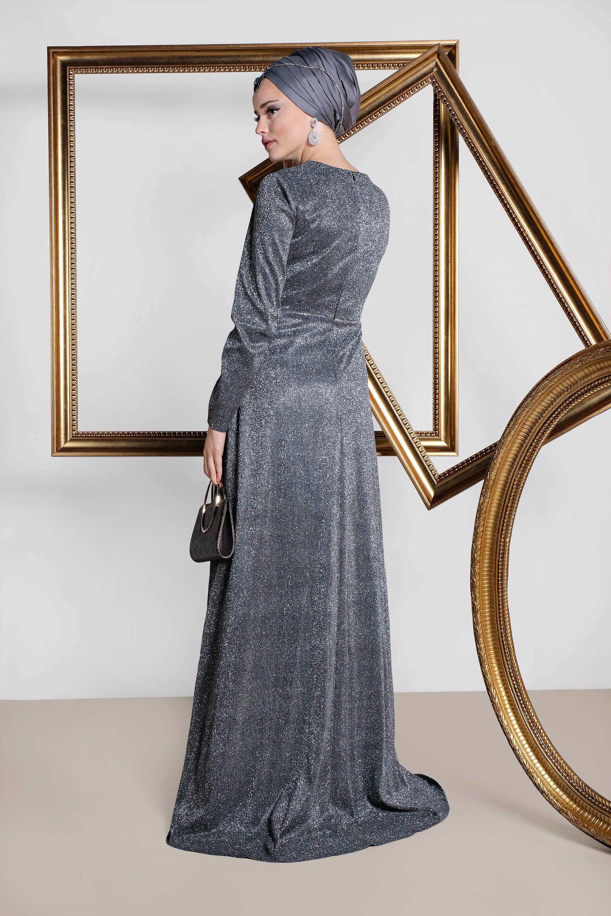 Tesettür giyim SİYAH SİM DETAYLI ABİYE ELBİSE 5577