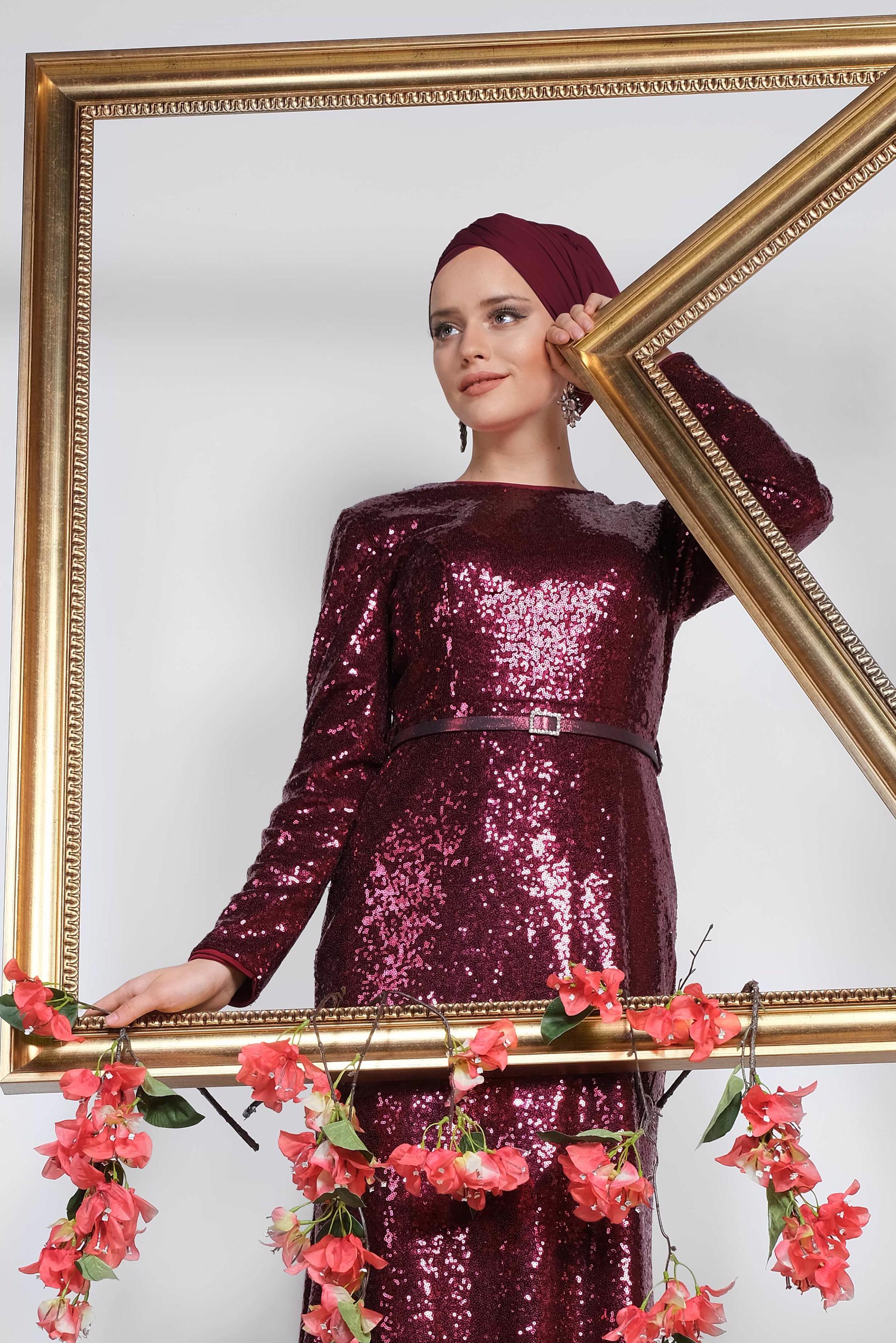 Tesettür giyim BORDO KEMER DETAYLI PUL PAYET ABİYE ELBİSE 5578 