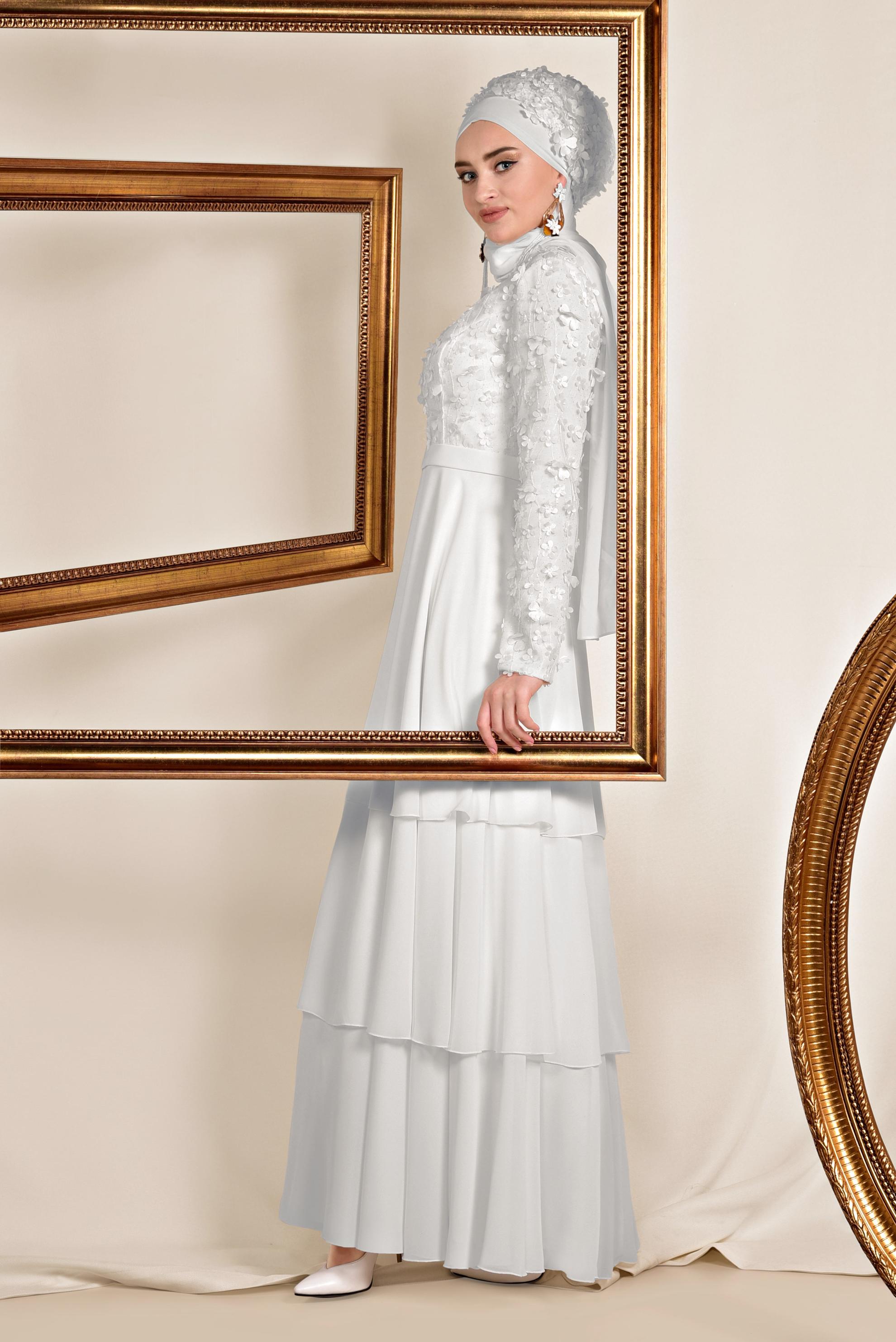 Tesettür giyim BEYAZ ÜÇ BOYUTLU ÇİÇEK DETAYLI ABİYE ELBİSE 5582