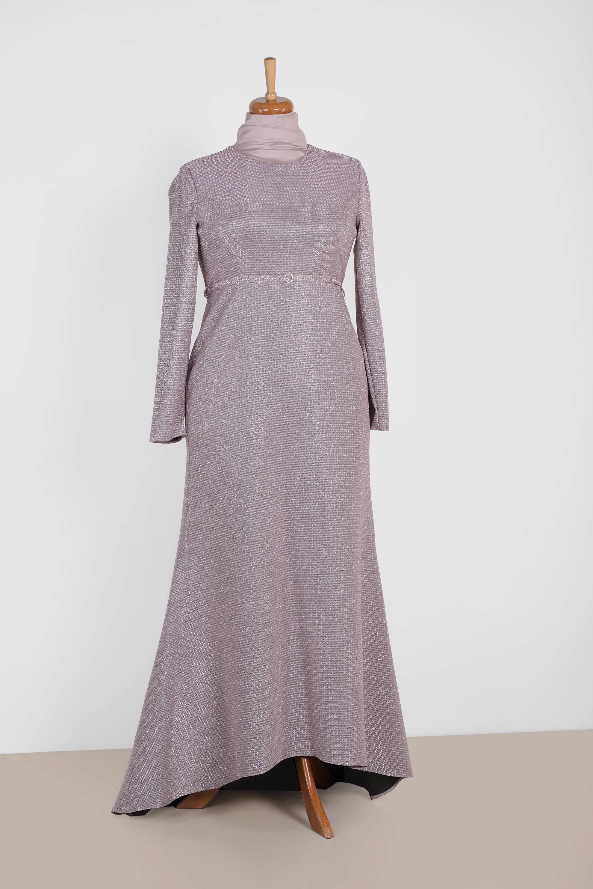 Tesettür giyim PUDRA KEMERLİ SİMLİ KUMAŞTAN ABİYE ELBİSE 5584 